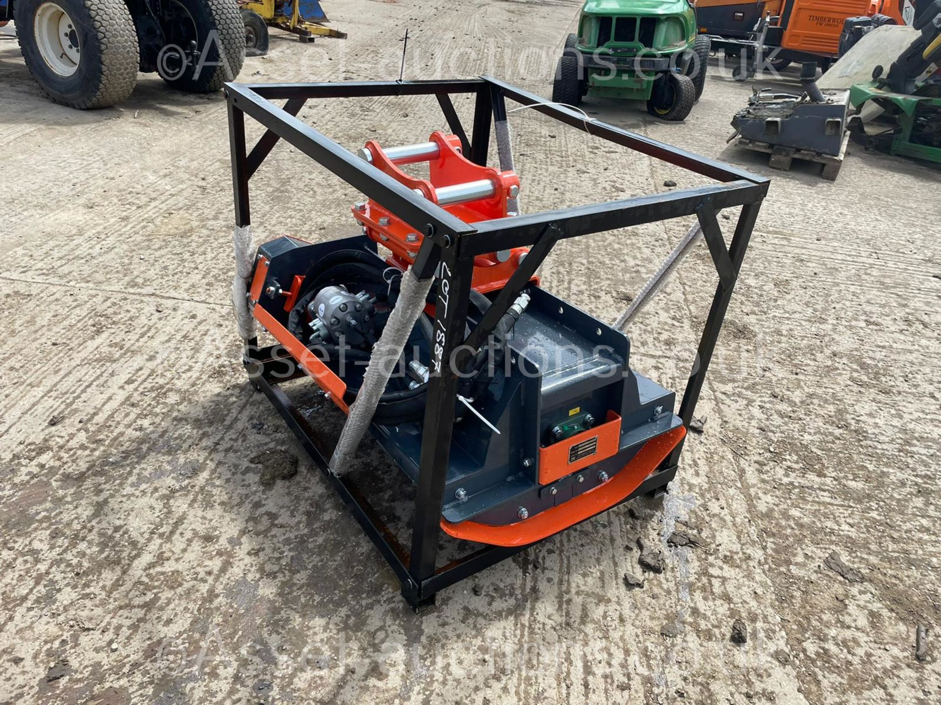NEW AND UNUSED HEAVY DUTY MULCHER FLAIL MOWER, HYDRAULIC DRIVEN, 45mm PINS *PLUS VAT* - Image 3 of 20
