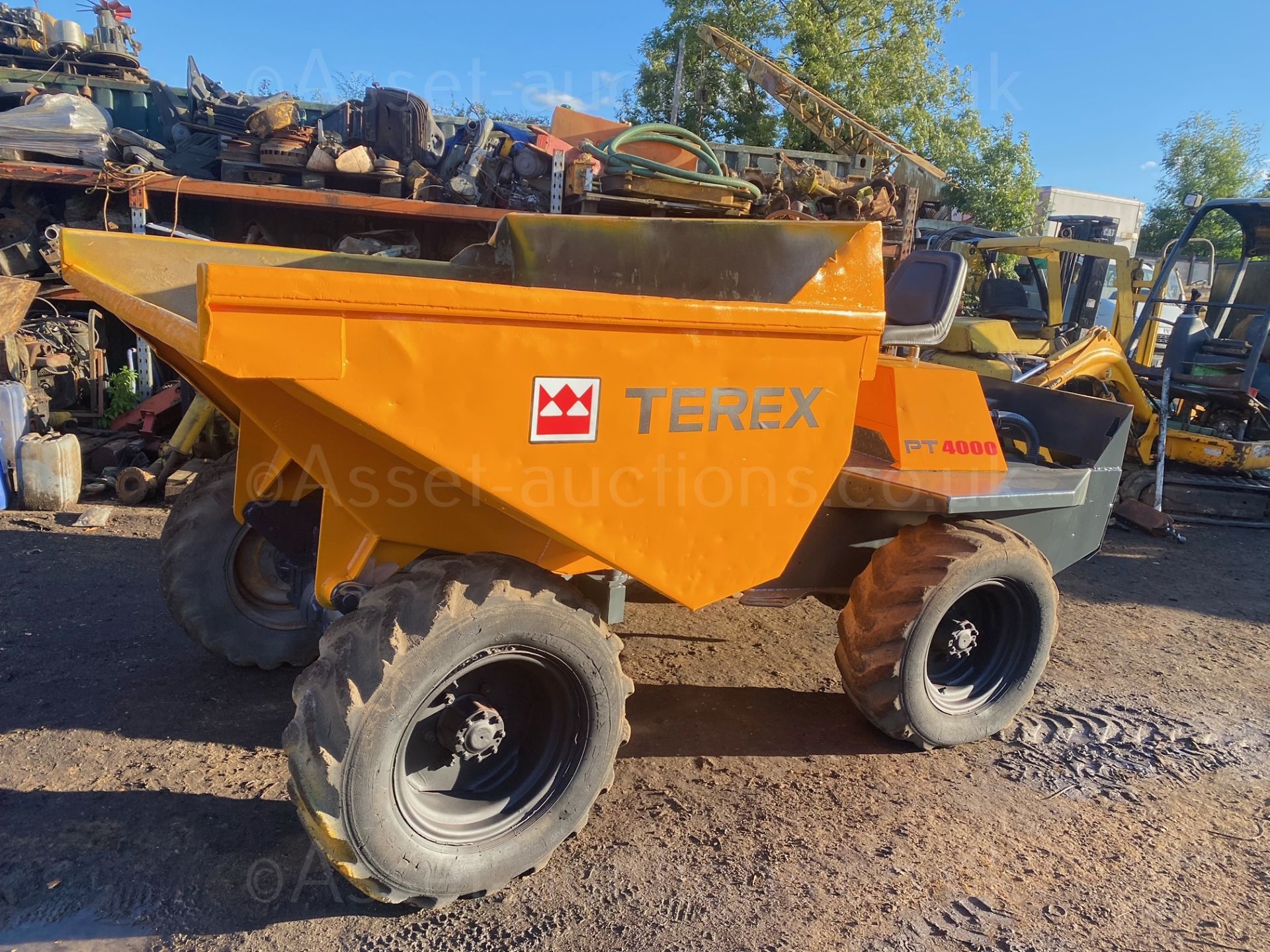 BENFORD 4 TON DUMPER, LISTER ELECTRIC START DIESEL ENGINE, 4x4, GOOD TRANSMISSION AND ENGINE - Image 2 of 3