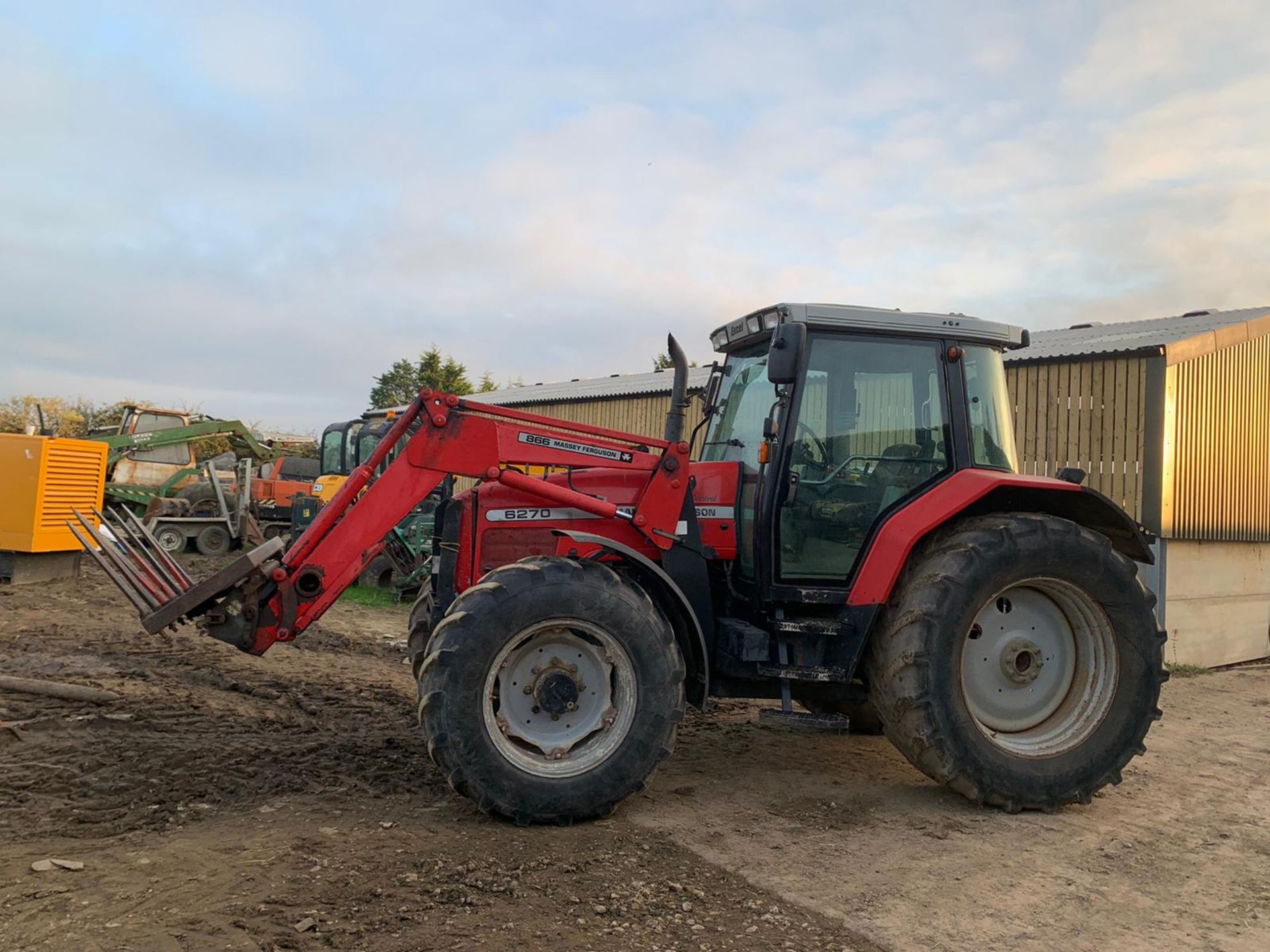 2002 MASSEY FERGUSON 6270 POWER CONTROL 100hp 4WD TRACTOR WOTH FRONT LOADER AND SPIKE *PLUS VAT*