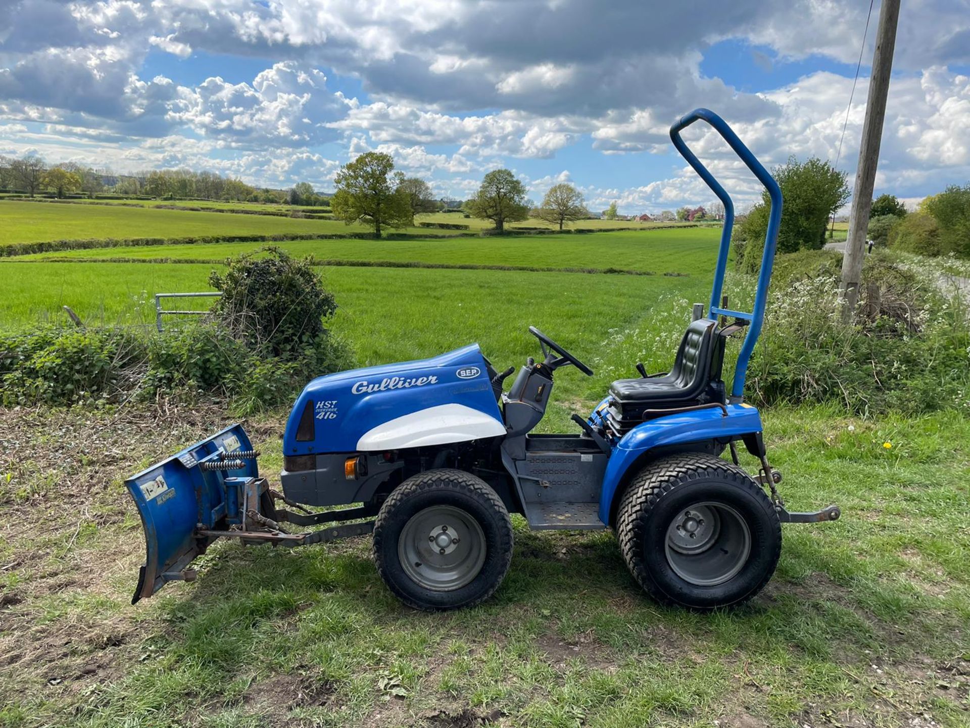 S E P GULLIVER OVERDRIVE 416 COMPACT TRACTOR WITH FRONT SNOW PLOUGH, ROLL BAR *PLUS VAT*