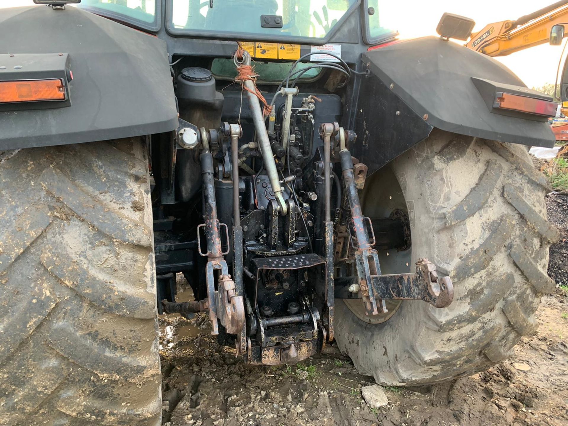 2002 MASSEY FERGUSON 6270 POWER CONTROL 100hp 4WD TRACTOR WOTH FRONT LOADER AND SPIKE *PLUS VAT* - Image 8 of 17