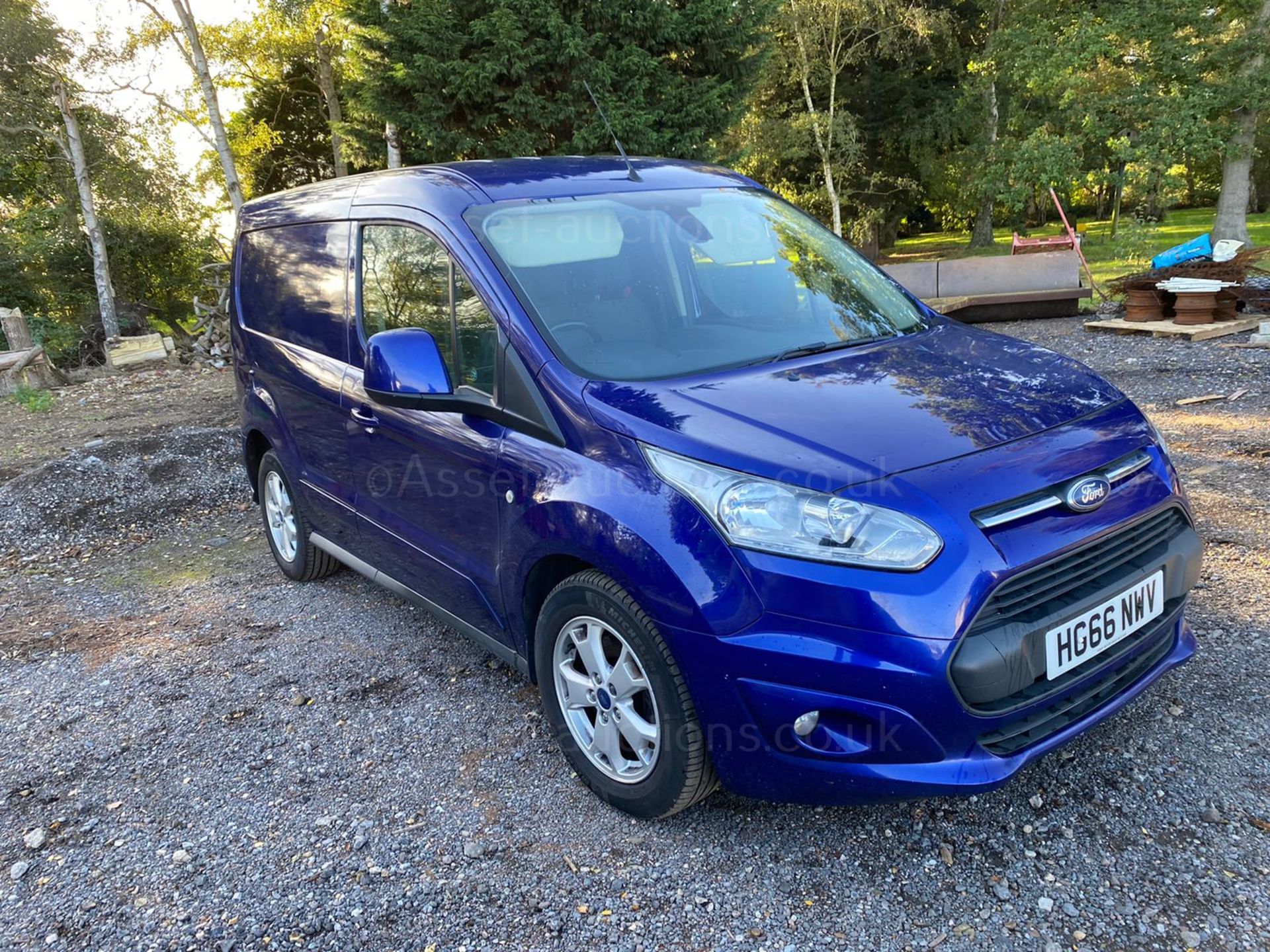 2016/66 FORD TRANSIT CONNECT 200 LIMITED BLUE PANEL VAN, 122K MILES WITH SERVICE HISTORY *PLUS VAT*