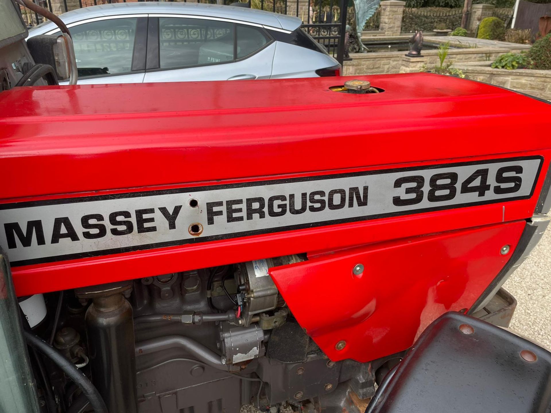 MASSEY FERGUSON 384S TRACTOR, RUNS DRIVES AND WORKS, SHOWING A LOW 5547 HOURS *PLUS VAT* - Image 12 of 15