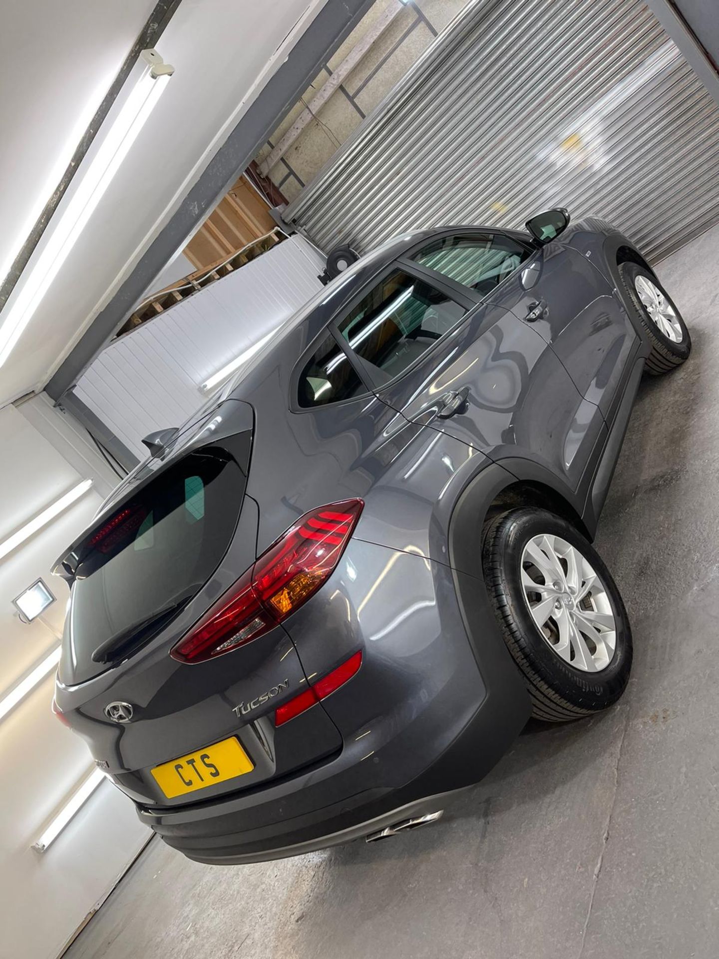 2020 HYUNDAI TUCSON SE NAV48V MHEV CRD HYBRID GREY ESTATE, ONLY 9982 MILES FROM NEW *PLUS VAT* - Image 7 of 16