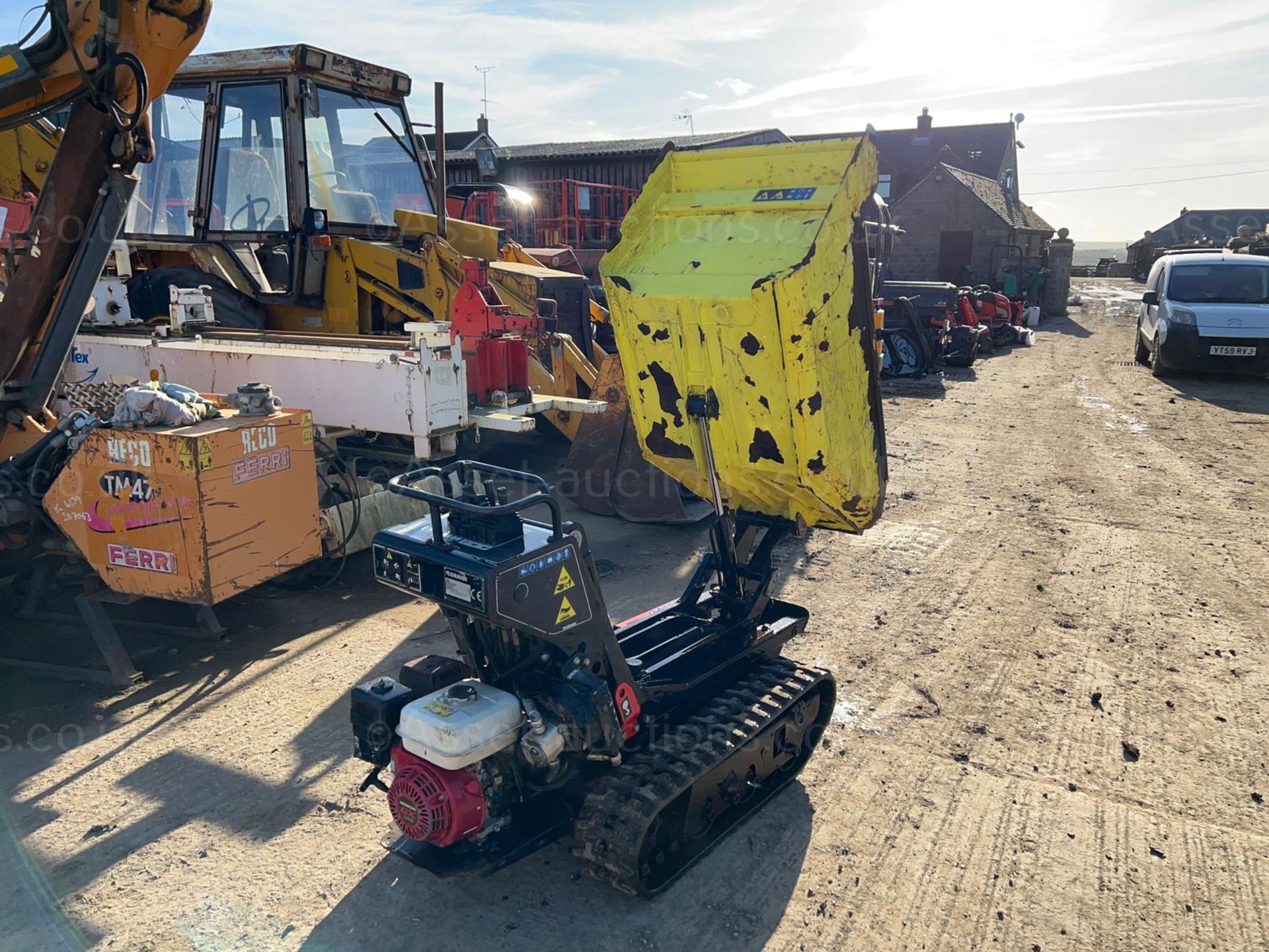 2016 CORMIDI C6.5 HIGH TIP MINI TRACKED DUMPER, RUNS DRIVES AND TIPS, HONDA GX200 ENGINE *PLUS VAT* - Image 4 of 11