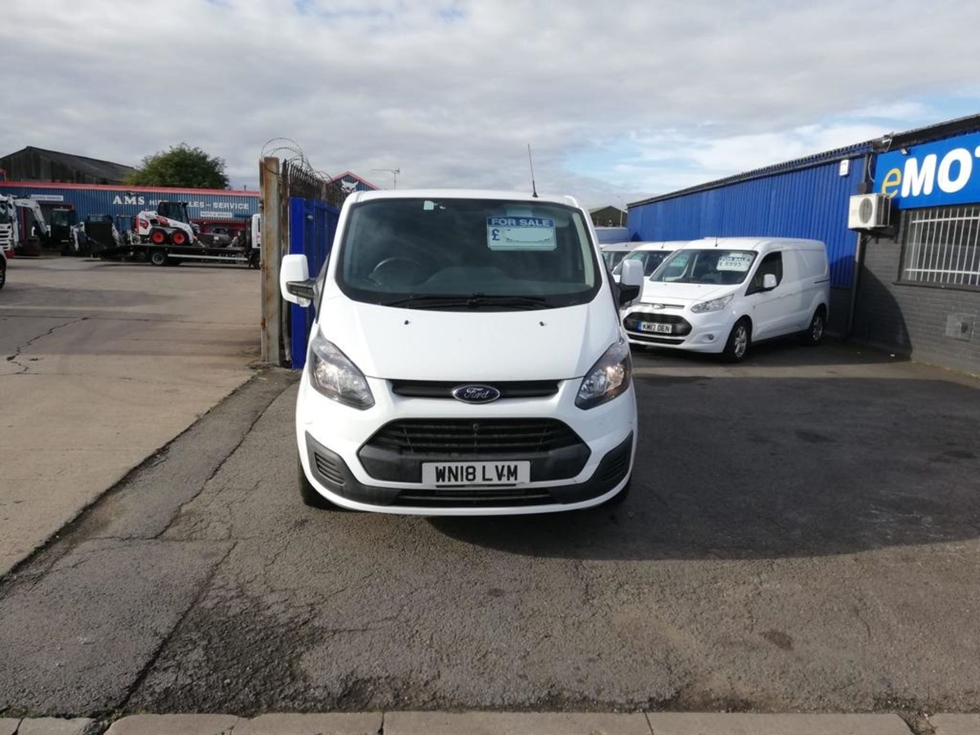 2018 FORD TRANSIT CUSTOM 290 WHITE PANEL VAN, 109K MILES, 2.0 DIESEL ENGINE *PLUS VAT* - Image 2 of 10