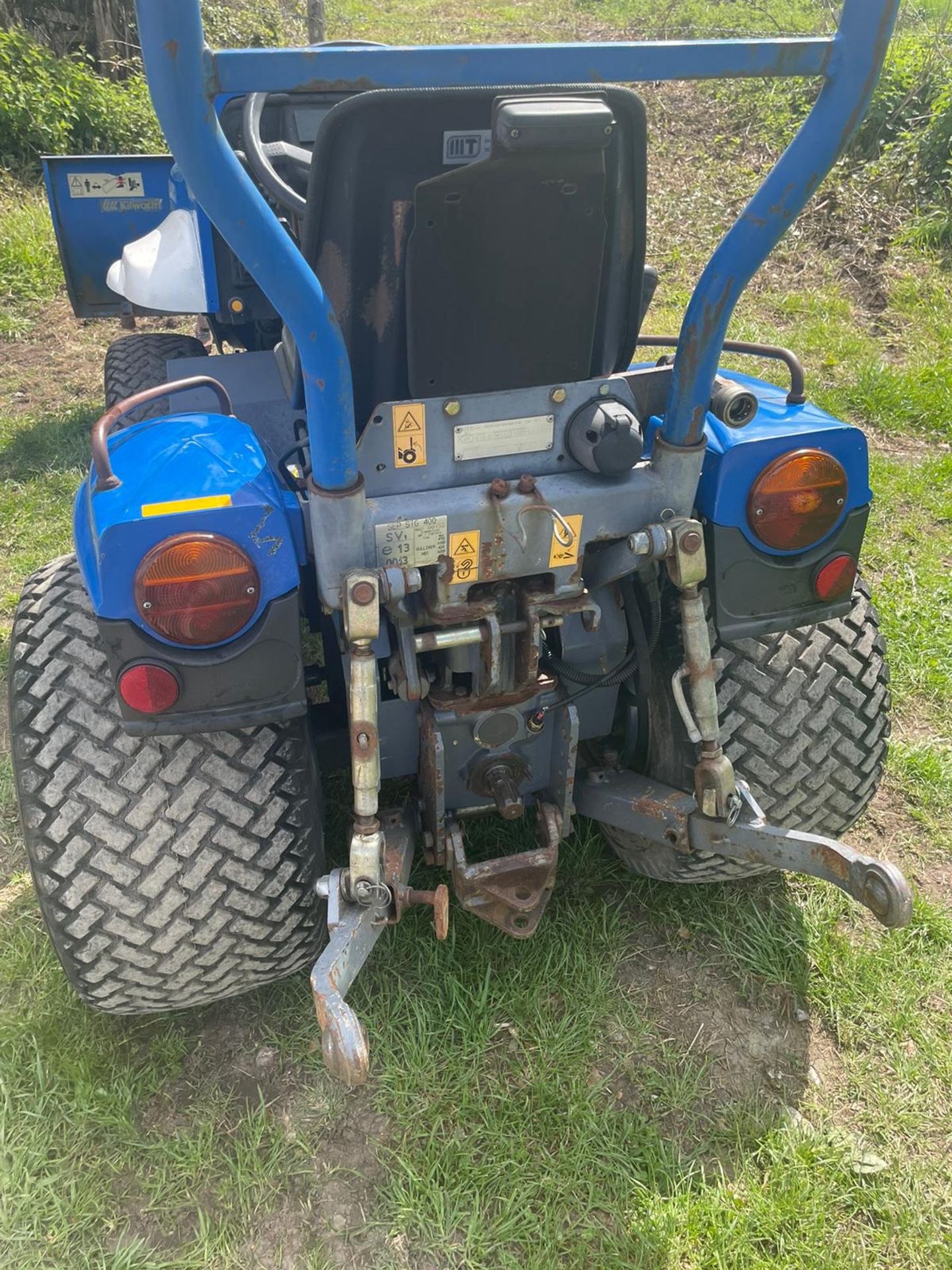 S E P GULLIVER OVERDRIVE 416 COMPACT TRACTOR WITH FRONT SNOW PLOUGH, ROLL BAR *PLUS VAT* - Image 8 of 14