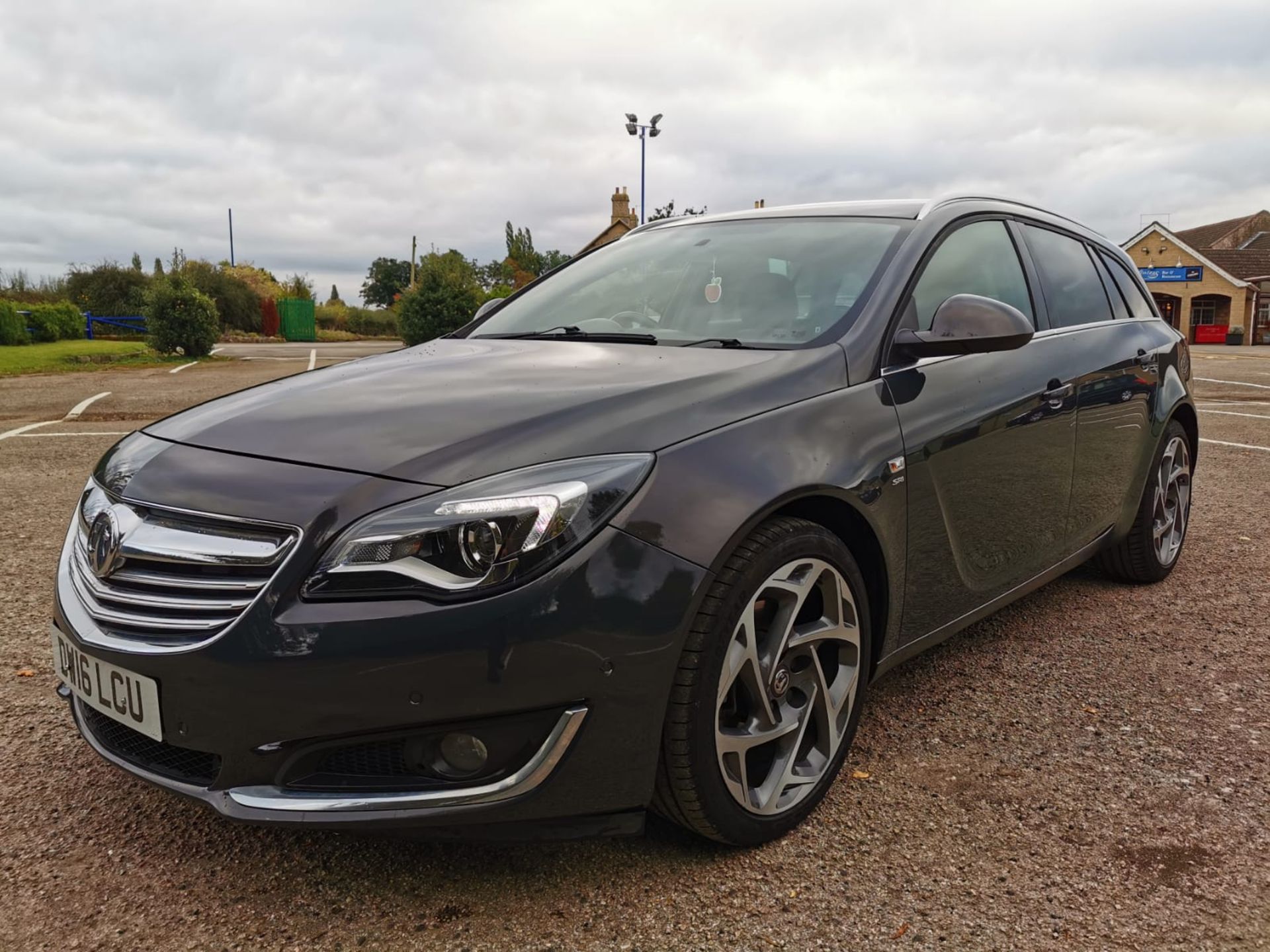 2016 VAUXHALL INSIGNIA SRI NAV CDTI EFL GREY ESTATE, SHOWING 9532 MILES, 2.0 DIESEL *NO VAT* - Image 3 of 28