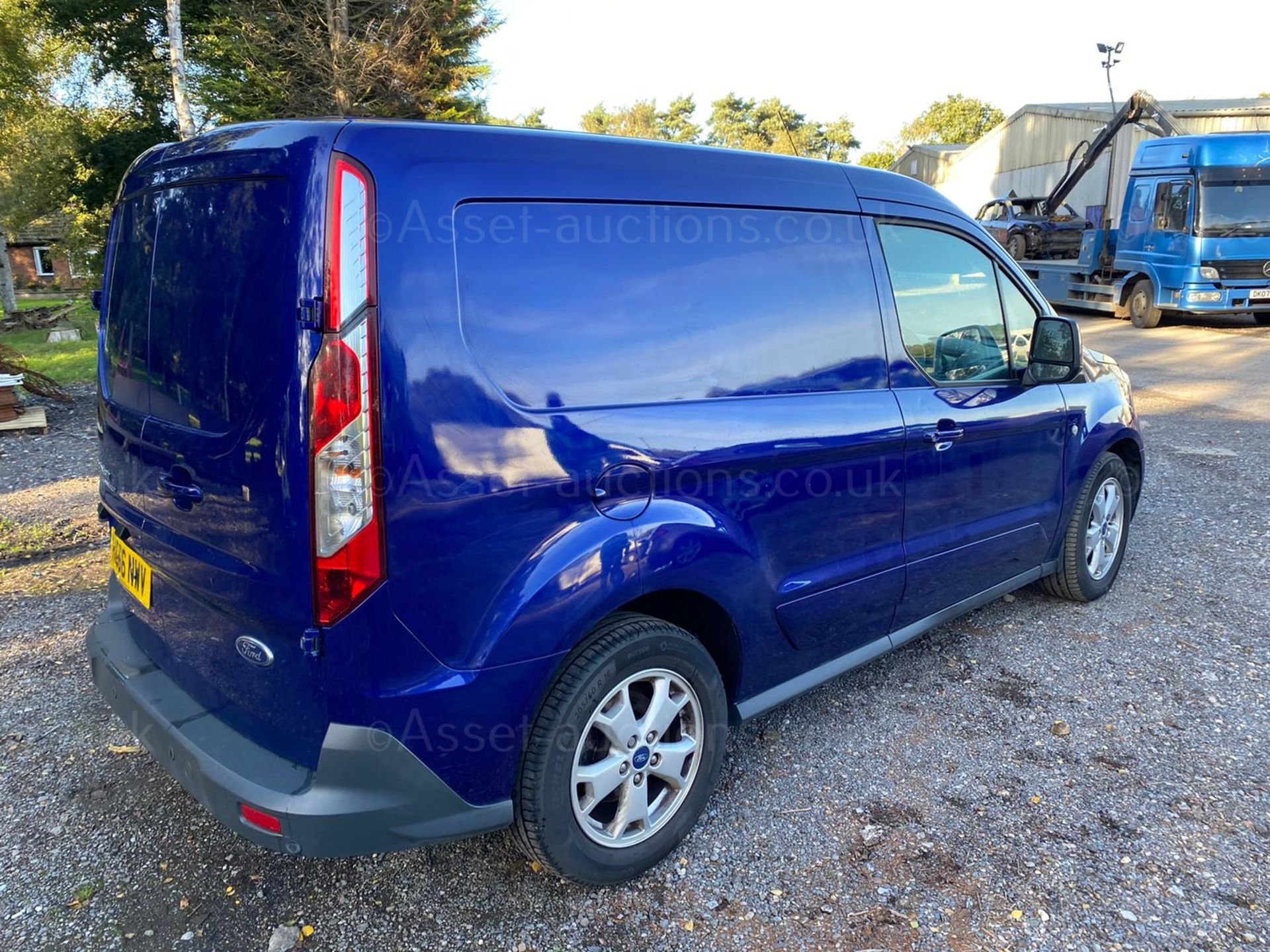 2016/66 FORD TRANSIT CONNECT 200 LIMITED BLUE PANEL VAN, 122K MILES WITH SERVICE HISTORY *PLUS VAT* - Image 5 of 10