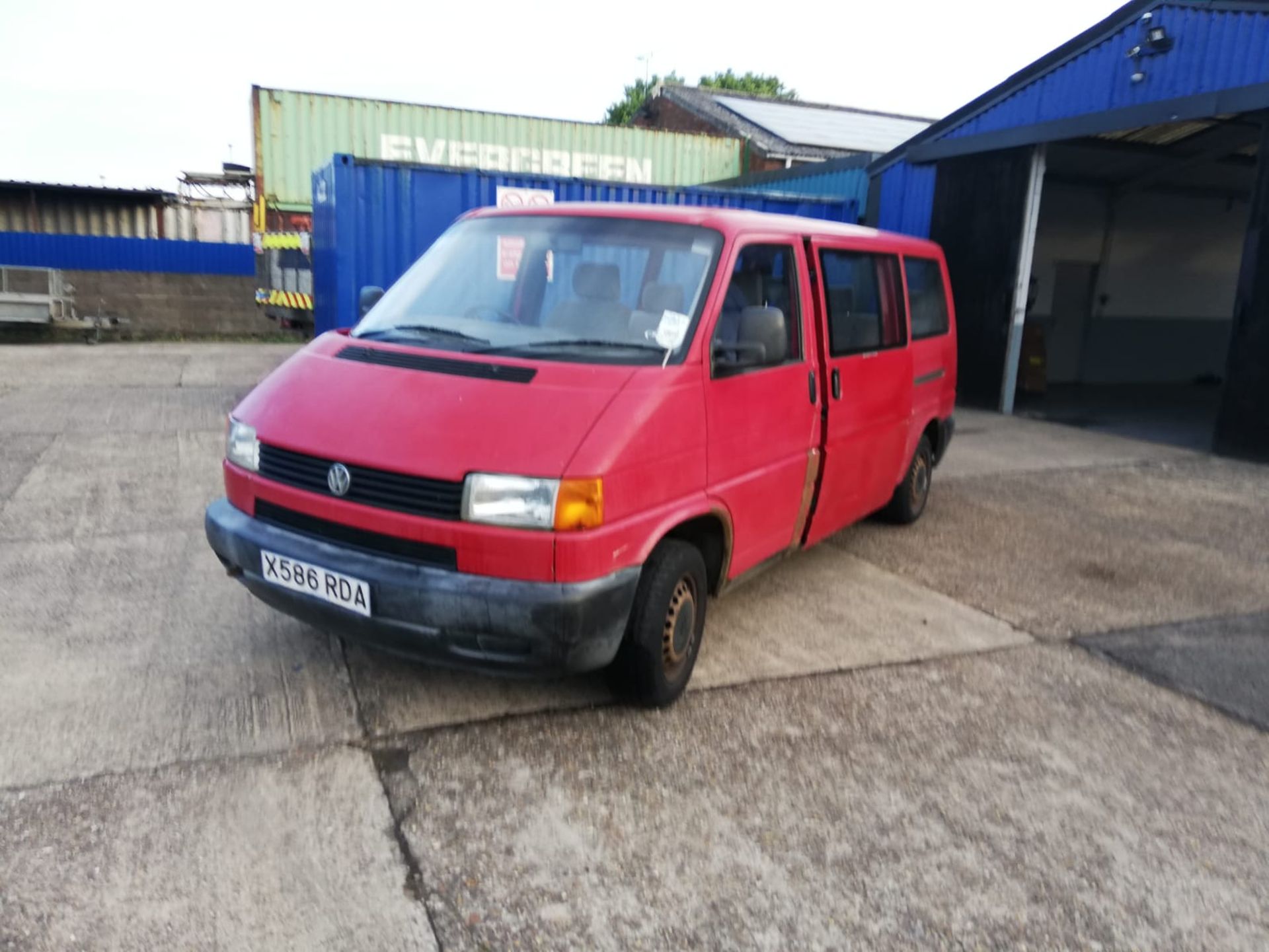 2000 VOLKSWAGEN TRANSPORTER TD LWB RED 9 SEAT MINIBUS, 159K MILES, 1.9 DIESEL ENGINE *PLUS VAT* - Image 3 of 9