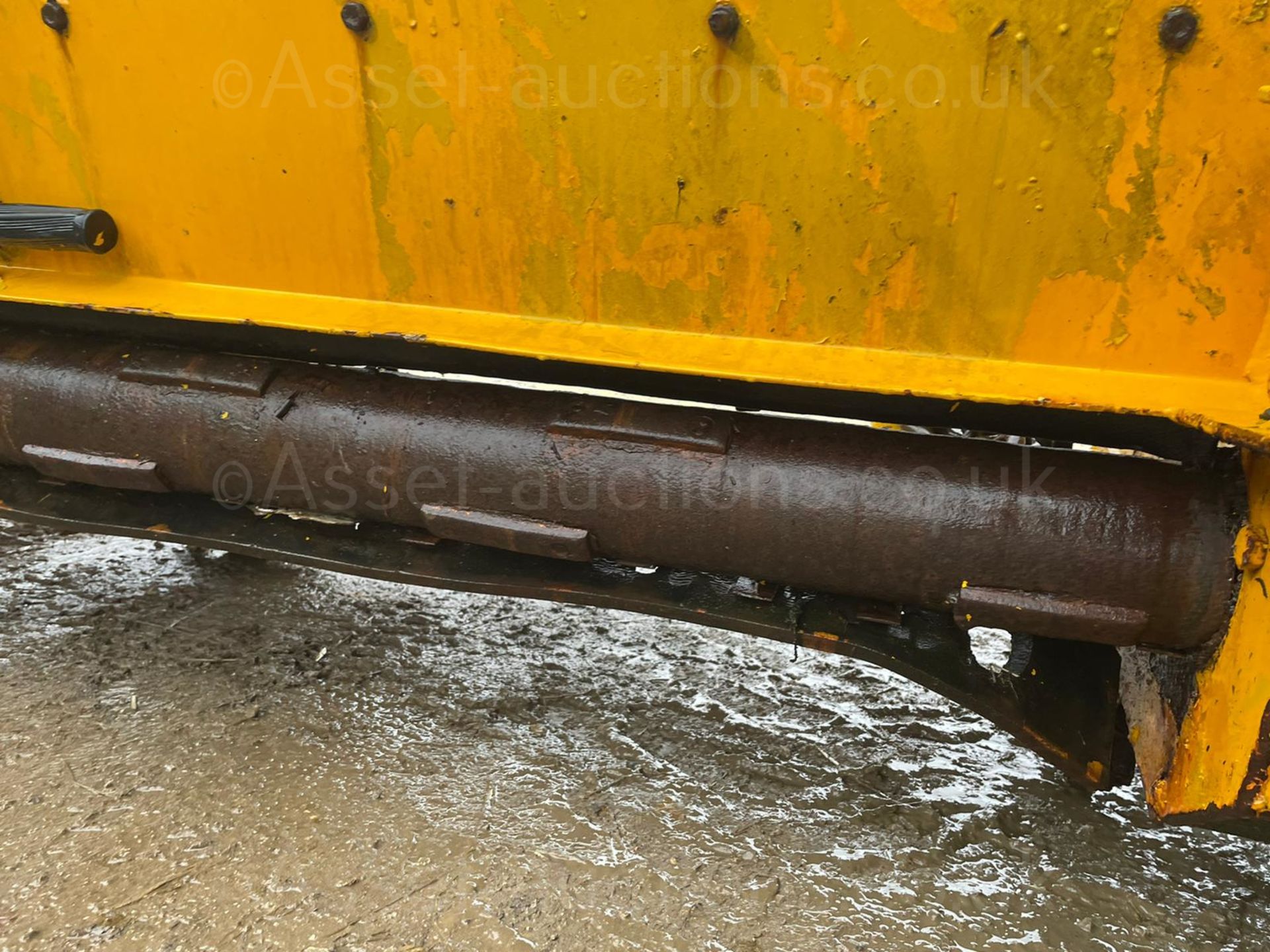 EPOKE SINGLE AXLE SPREADER / GRITTER, TOW BEHIND *PLUS VAT* - Image 2 of 7