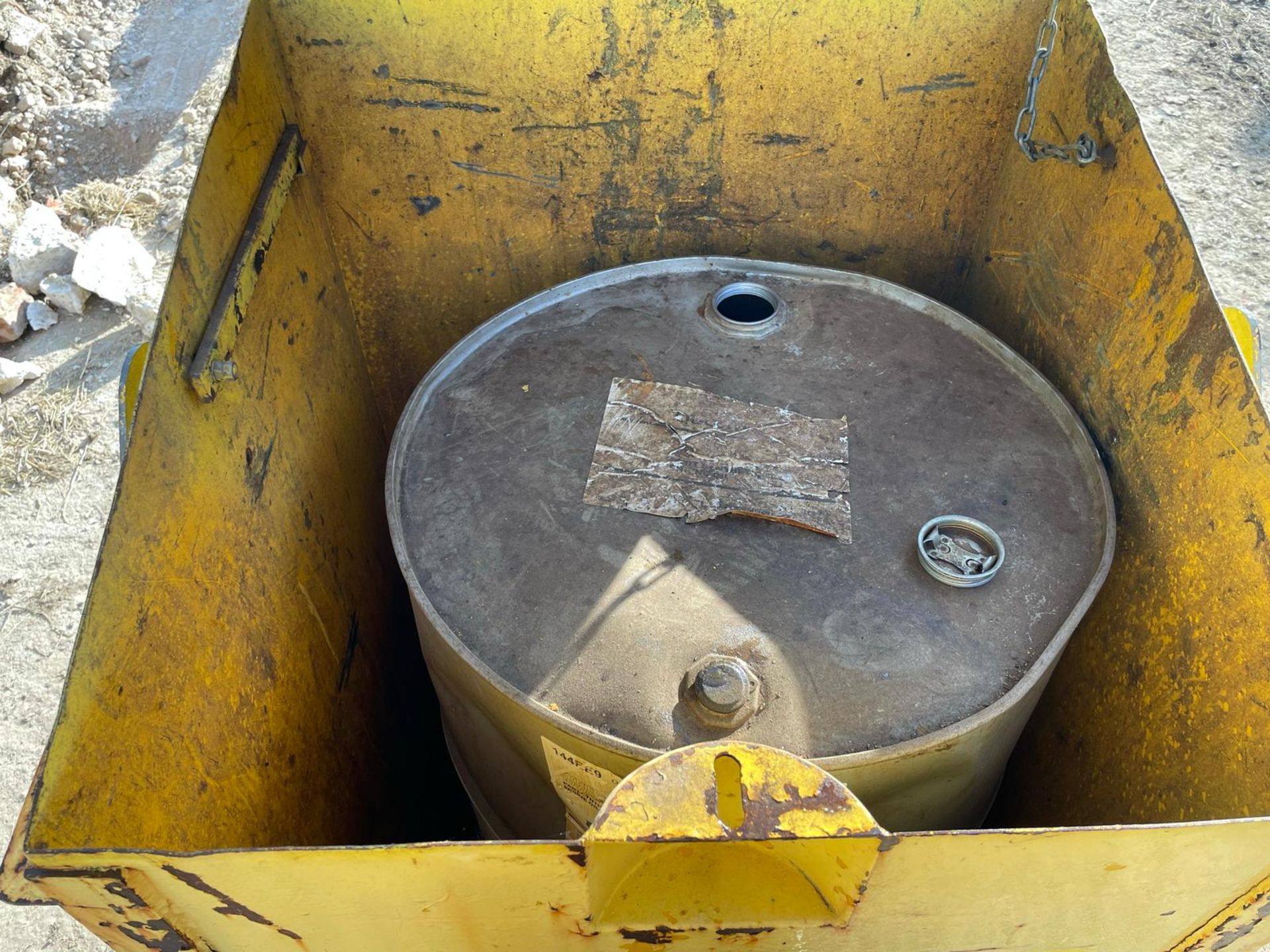 WESTERN BUNDRUM DIESEL BOWSER, 210 LITRE, UNLADEN WEIGHT 210kg *PLUS VAT* - Image 5 of 5