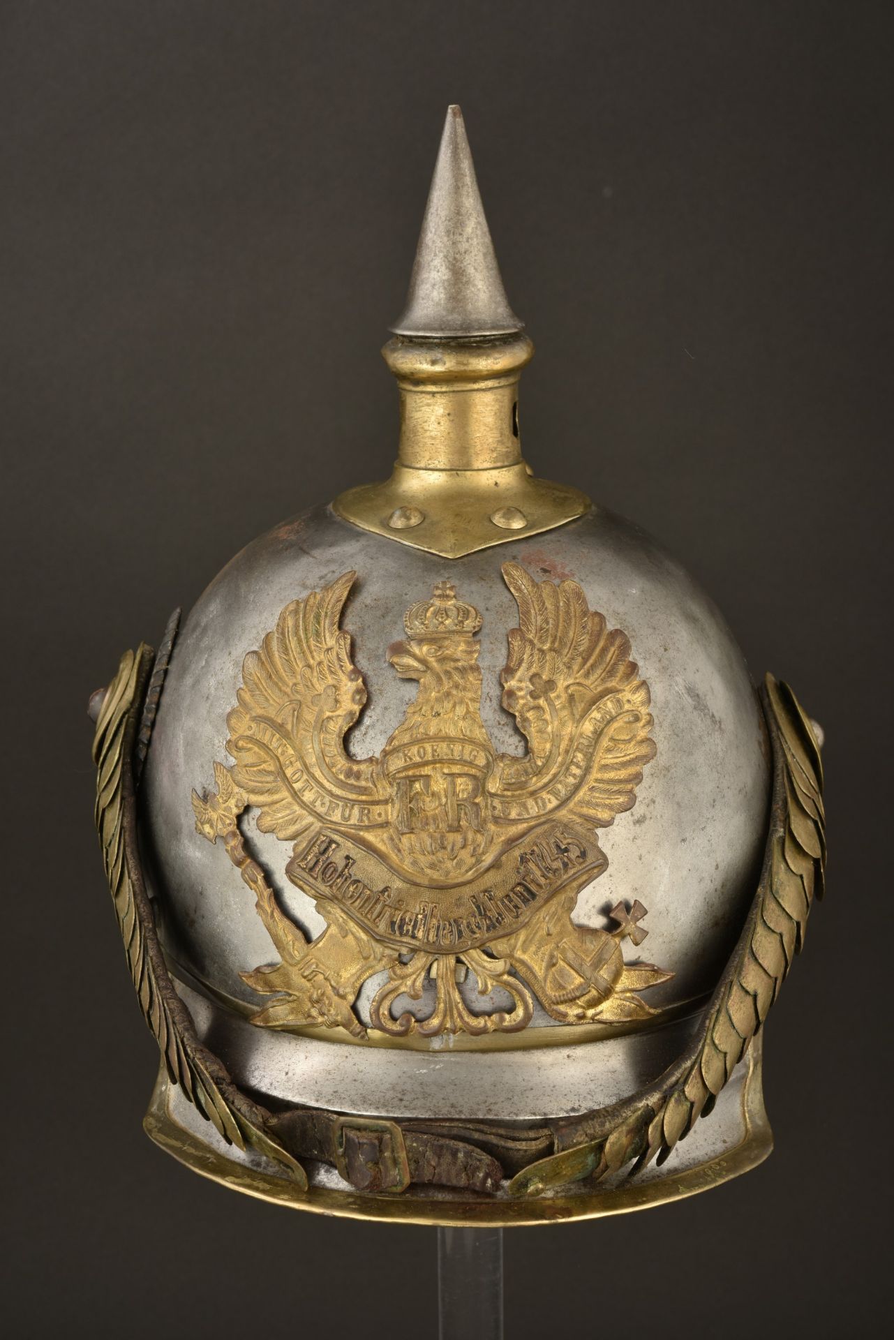 Casque modele 1853 modifie 1862-1867 du 2eme Regiment de Cuirassiers de la Reine. Prussian 2nd cuira