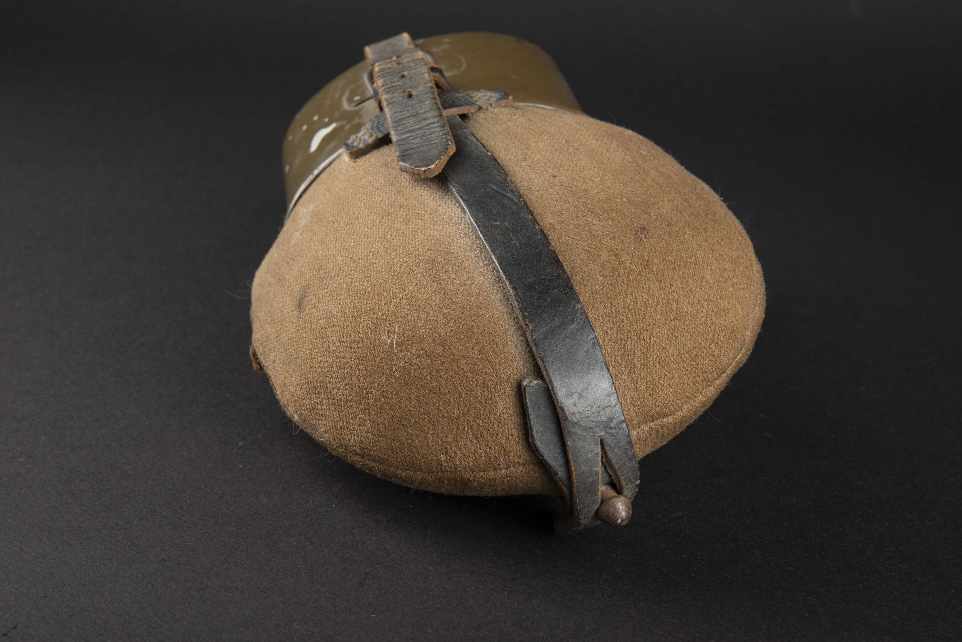 Gourde fin de guerre. German end war canteen.  - Image 3 of 4