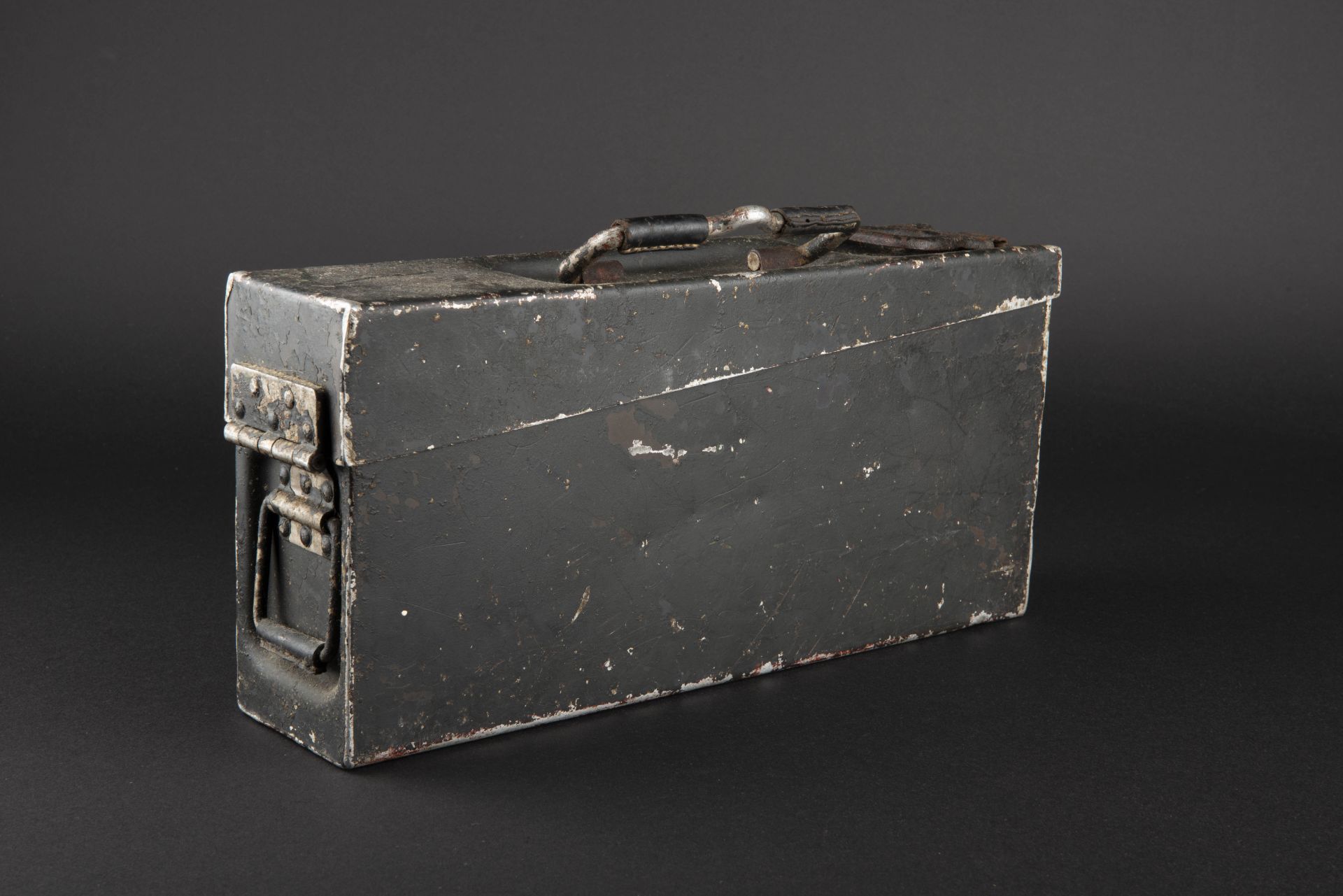 Caisse MG. MG box.  - Image 2 of 4