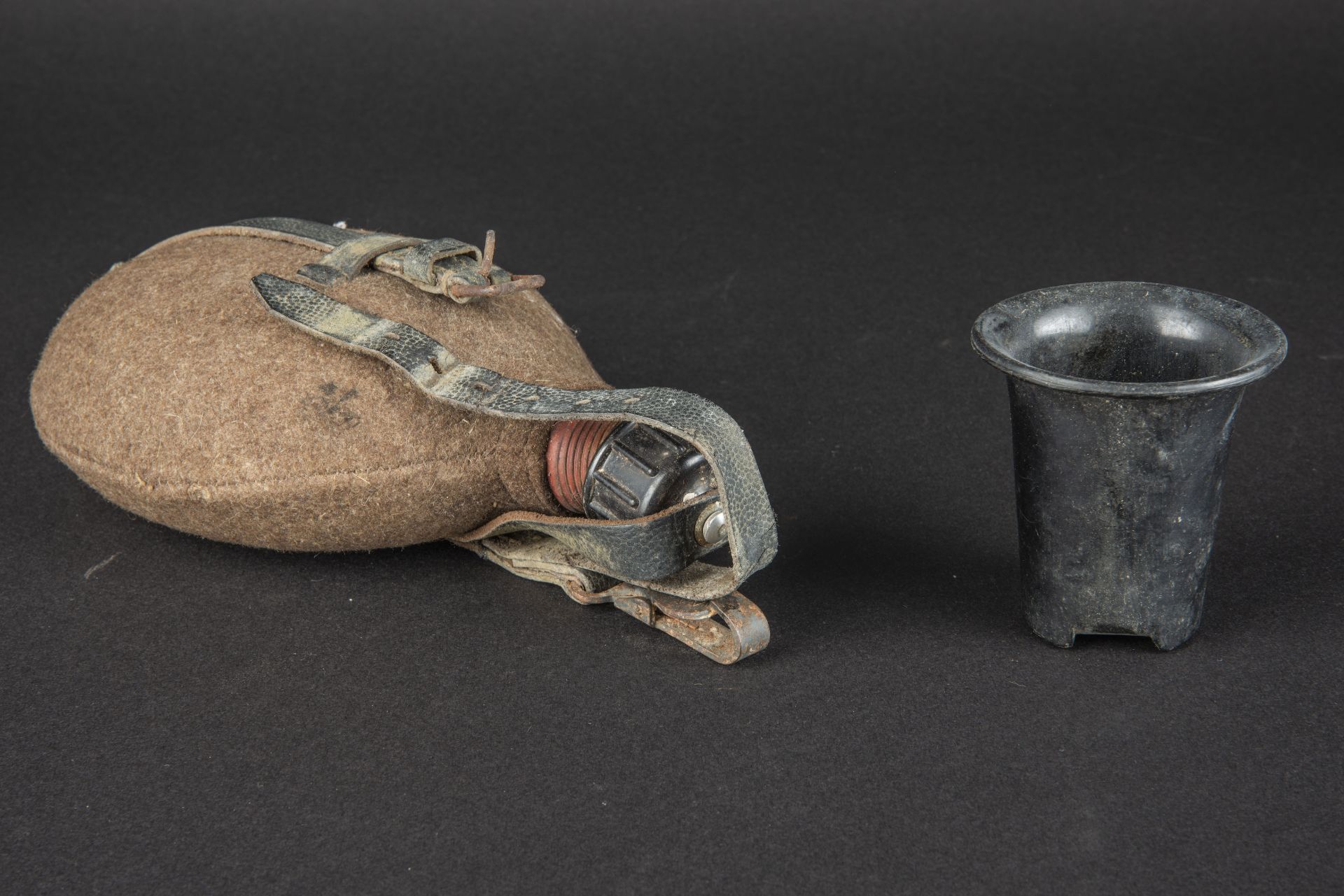 Gourde allemande. German Canteen.  - Image 4 of 4