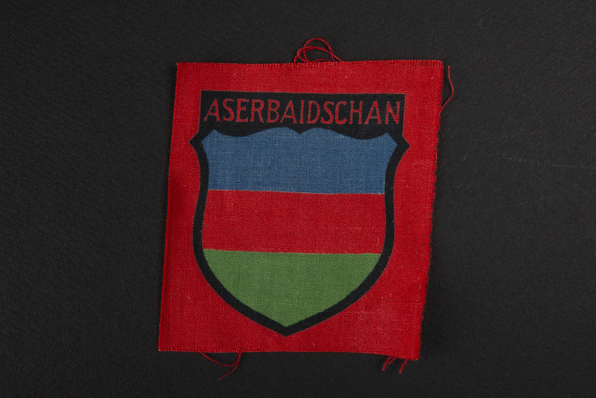 Insigne Aserbaidschan. Aserbaidschan insignia.