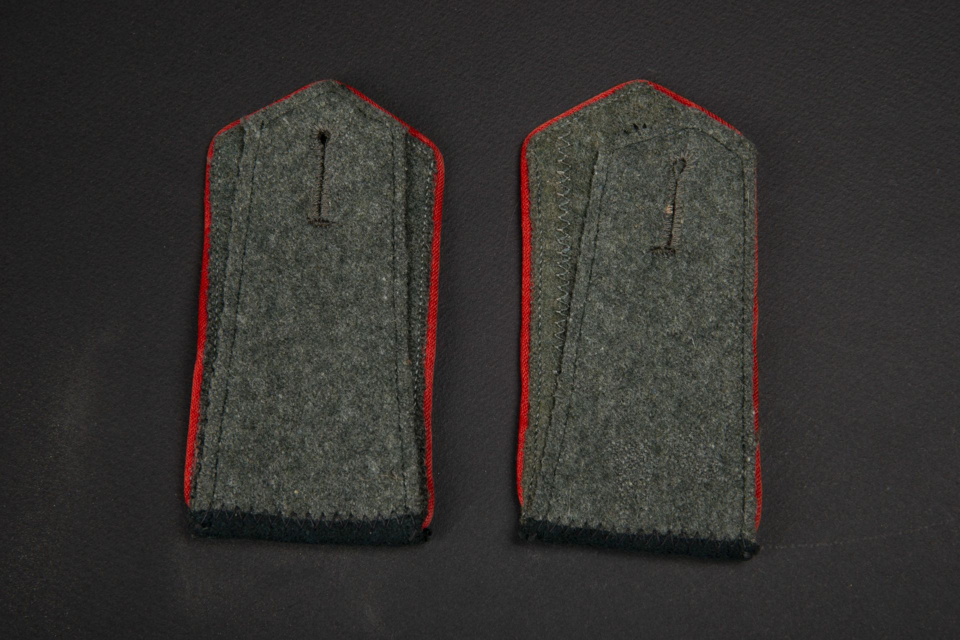 Pattes d epaule des volontaires de l est. Shoulder straps of the eastern volunteers. - Bild 3 aus 4