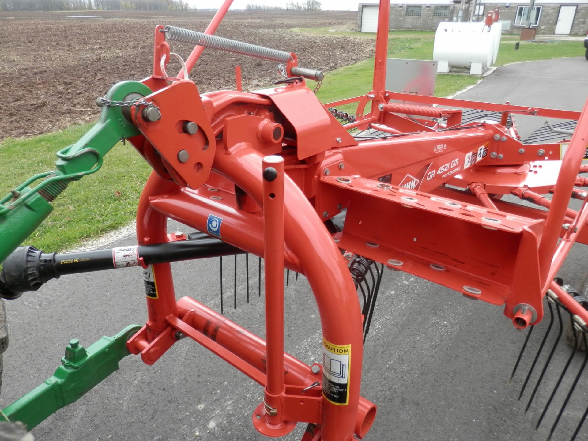 KUHN GA 4521GM 13' 9" ROTARY RAKE - Image 7 of 13