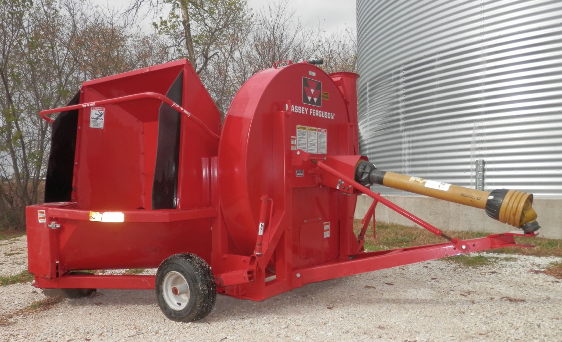 MASSEY FERGUSON 7515 FORAGE BLOWER - Image 2 of 7