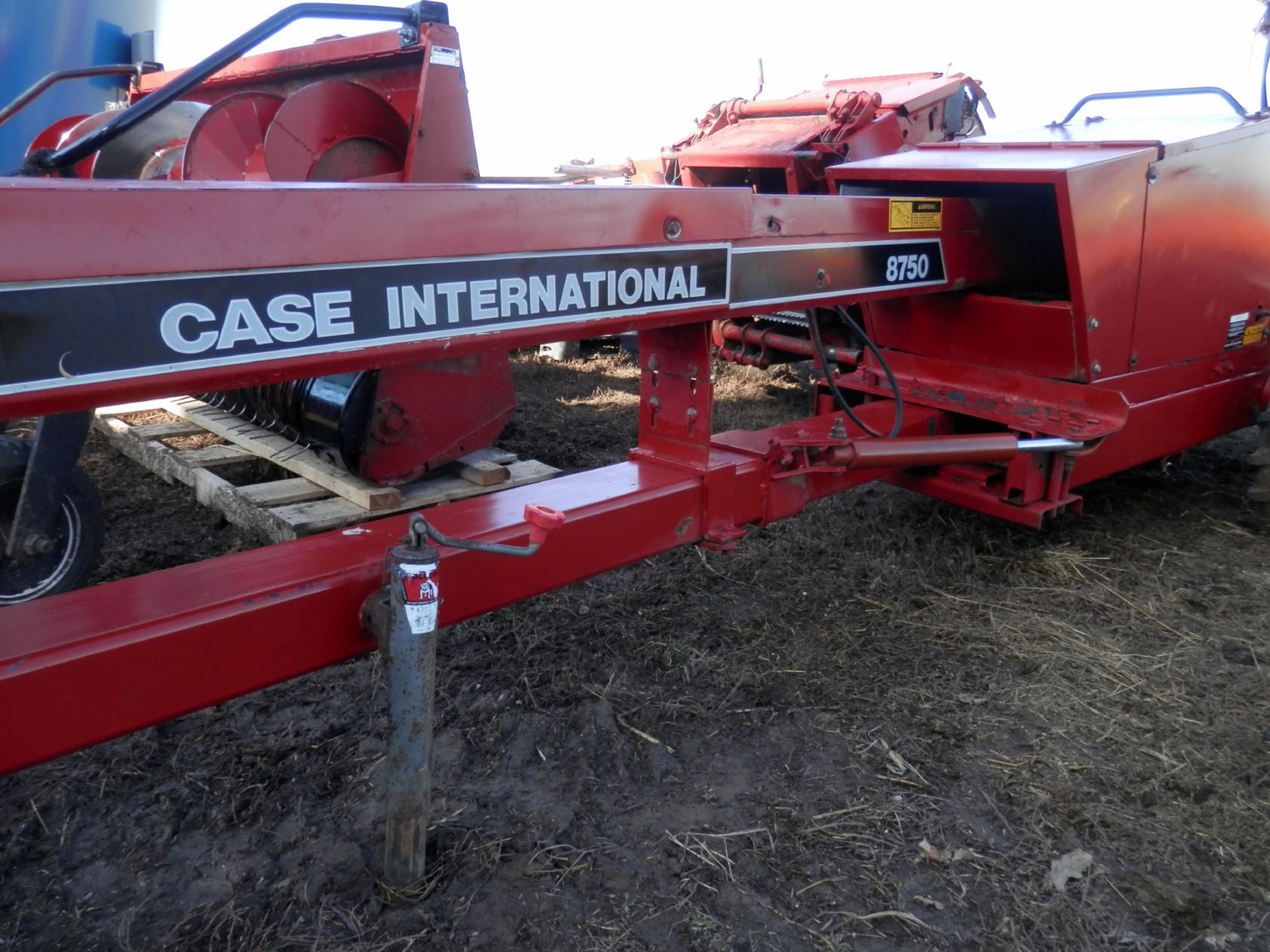 CASE IH 8750 FORAGE CHOPPER W/ choice of HAYHEAD - Image 7 of 12