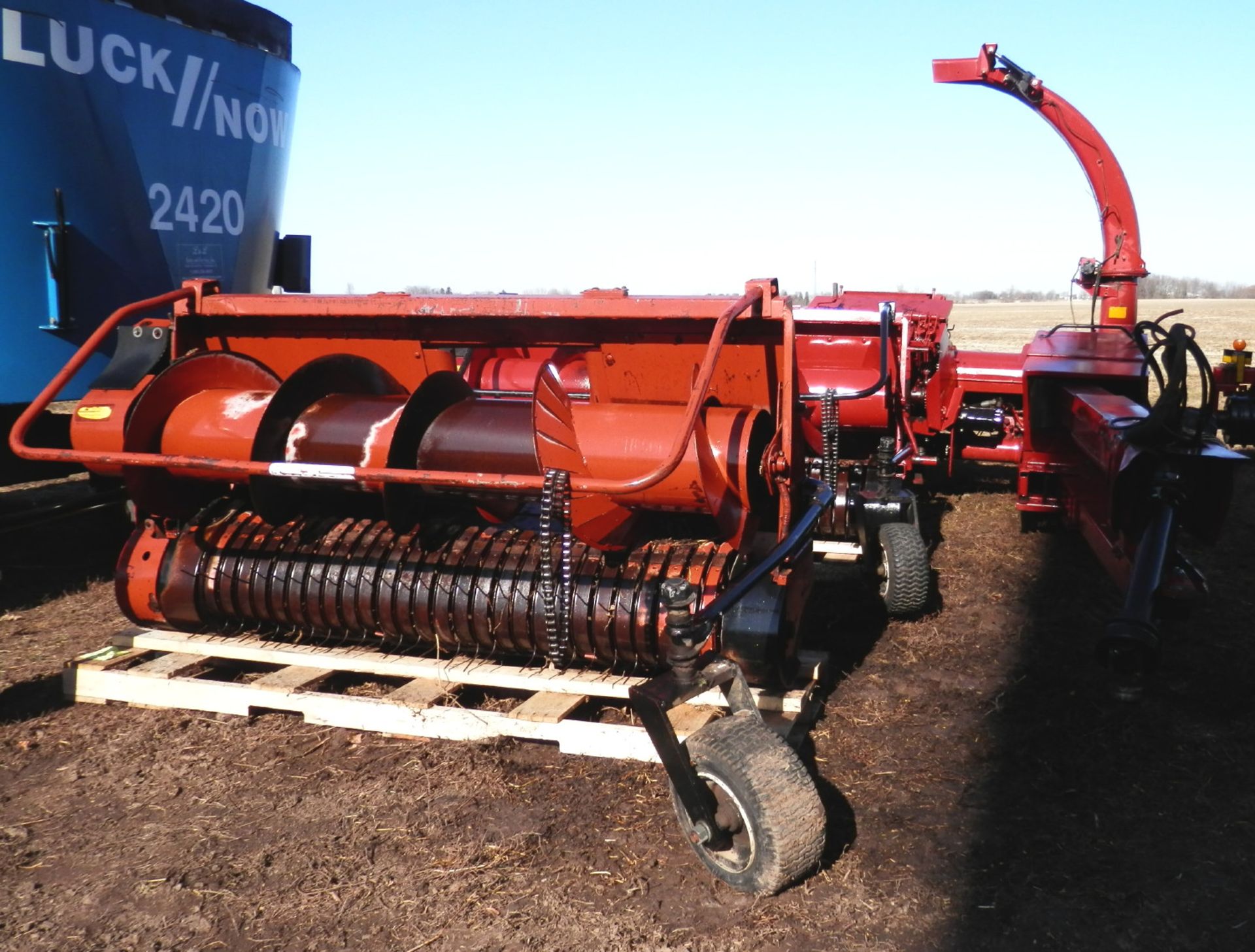 CASE IH 8750 FORAGE CHOPPER W/ choice of HAYHEAD - Image 2 of 12