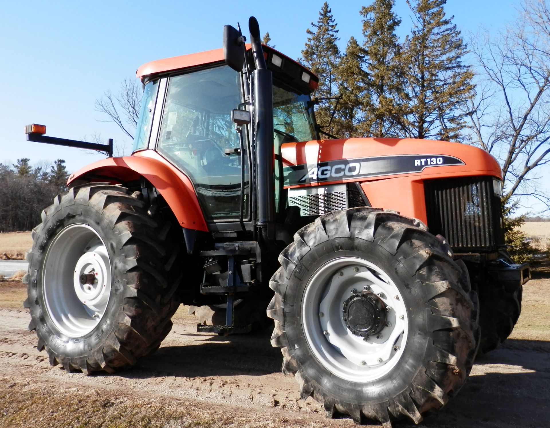 AGCO RT130 MFWD TRACTOR