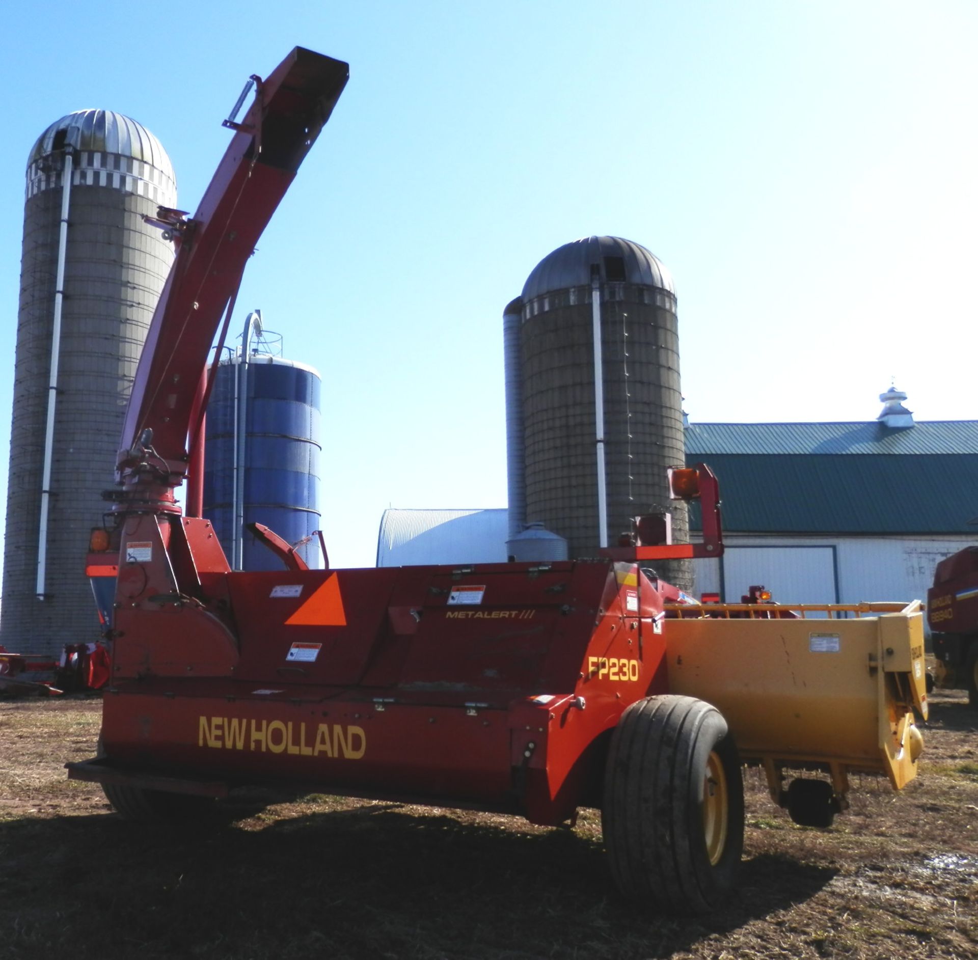 FIAT NEW HOLLAND FP230 FORAGE CHOPPER - Image 4 of 10