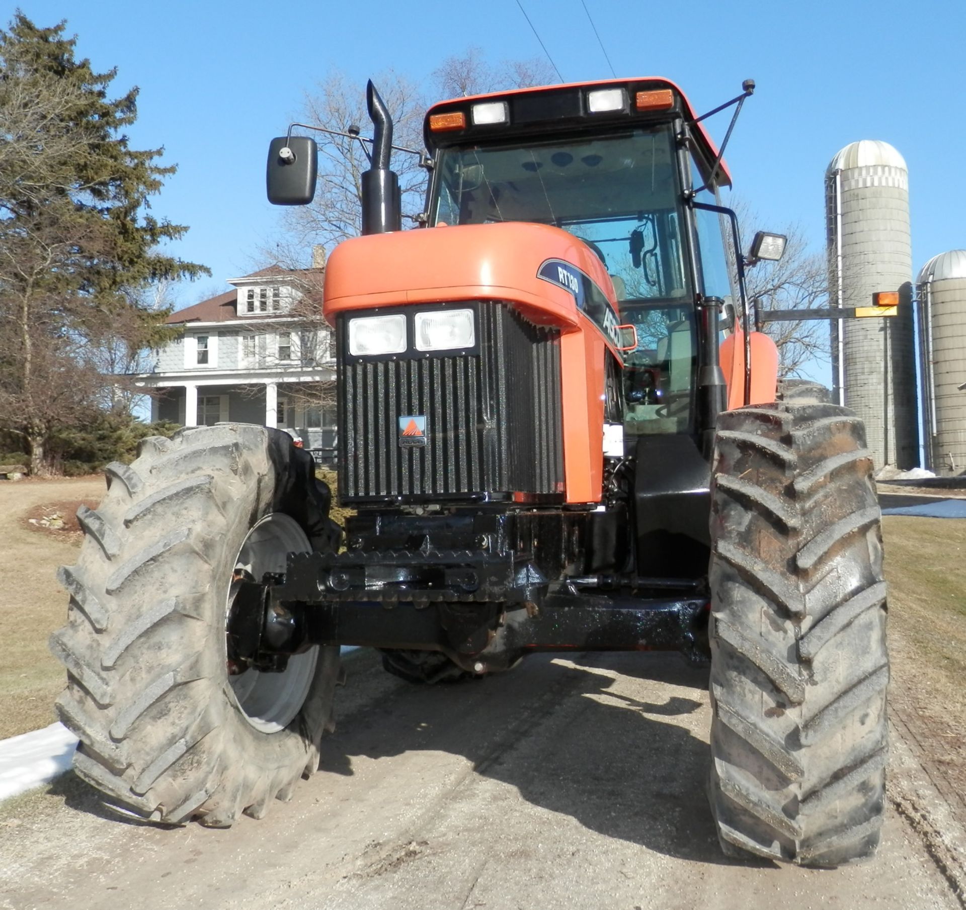 AGCO RT130 MFWD TRACTOR - Image 2 of 10