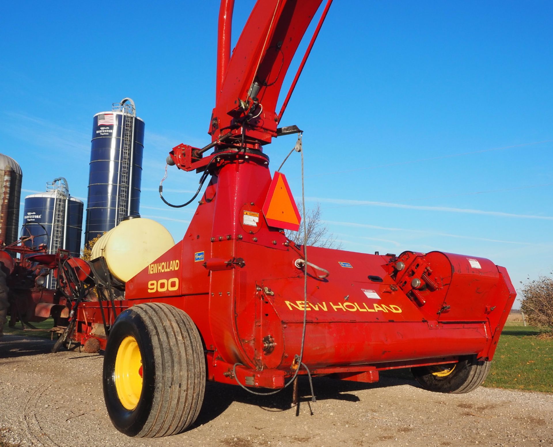 FIAT NH MDL 900 FORAGE CHOPPER W/HAY HEAD - Image 5 of 10