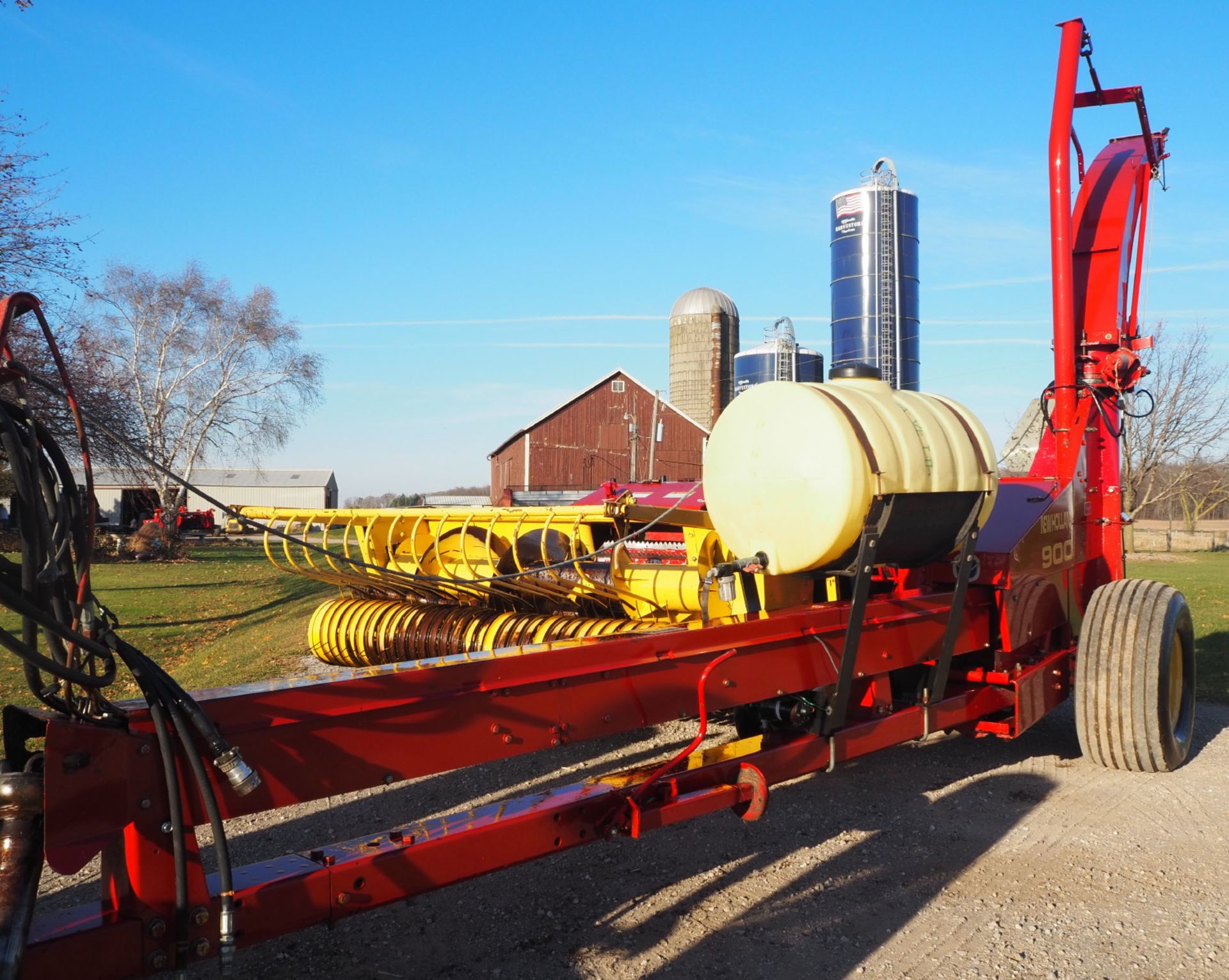 FIAT NH MDL 900 FORAGE CHOPPER W/HAY HEAD - Image 3 of 10