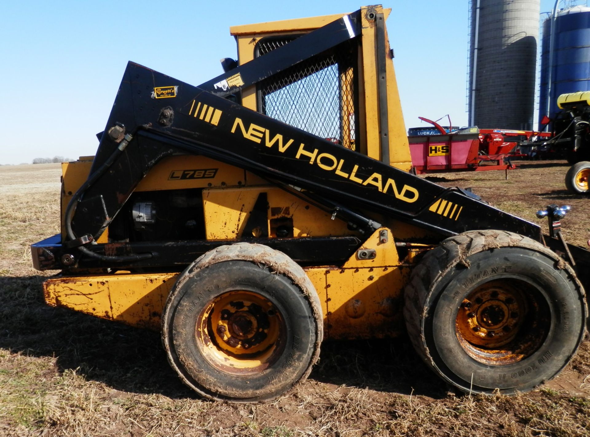 NEW HOLLAND L785 2 SPD. SKIDSTEER - Image 6 of 7