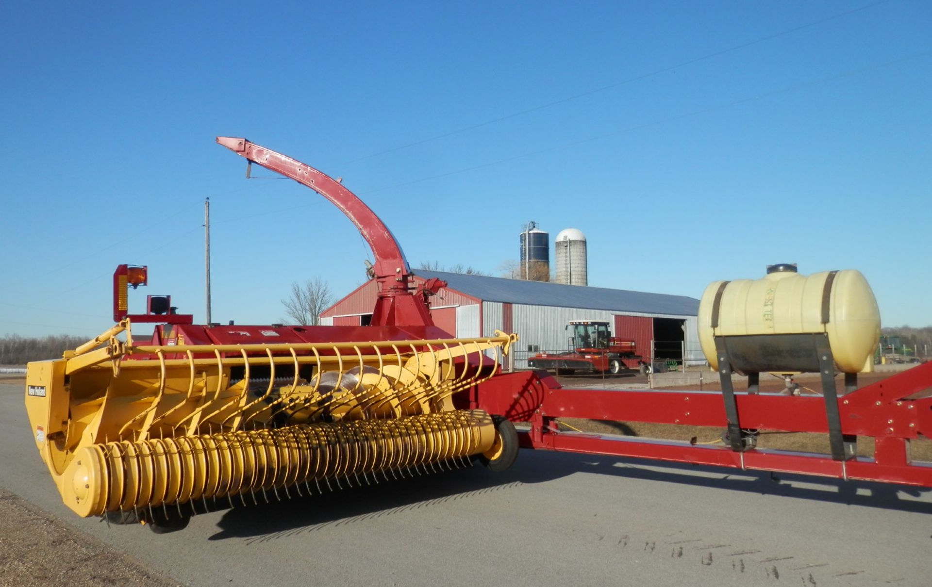 NEW HOLLAND FP240 FORAGE HARVESTOR COMPLETE PACKAGE W/HEADS
