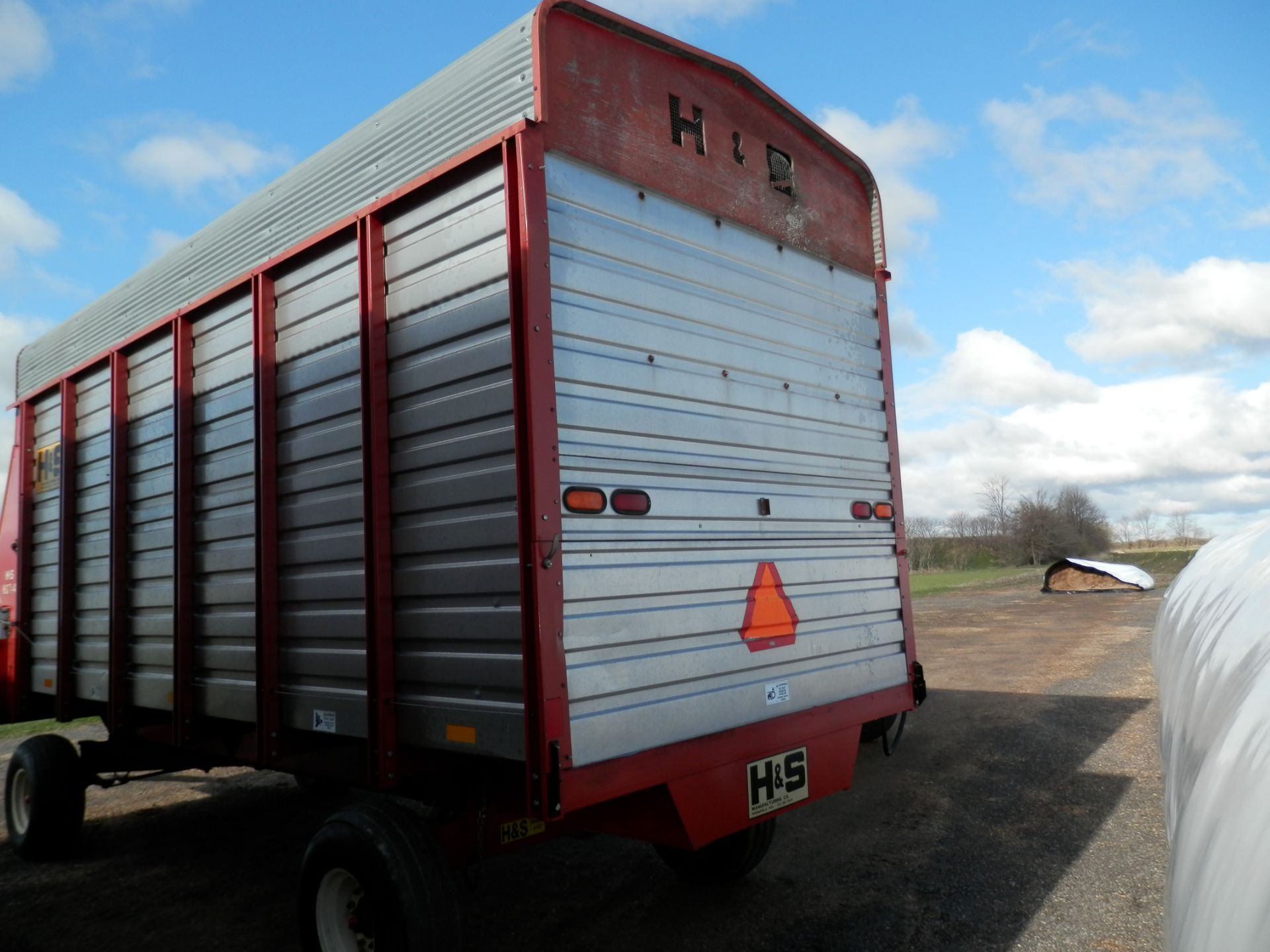 H&S HD 7+4 18' LH FORAGE WAGON - Image 8 of 8