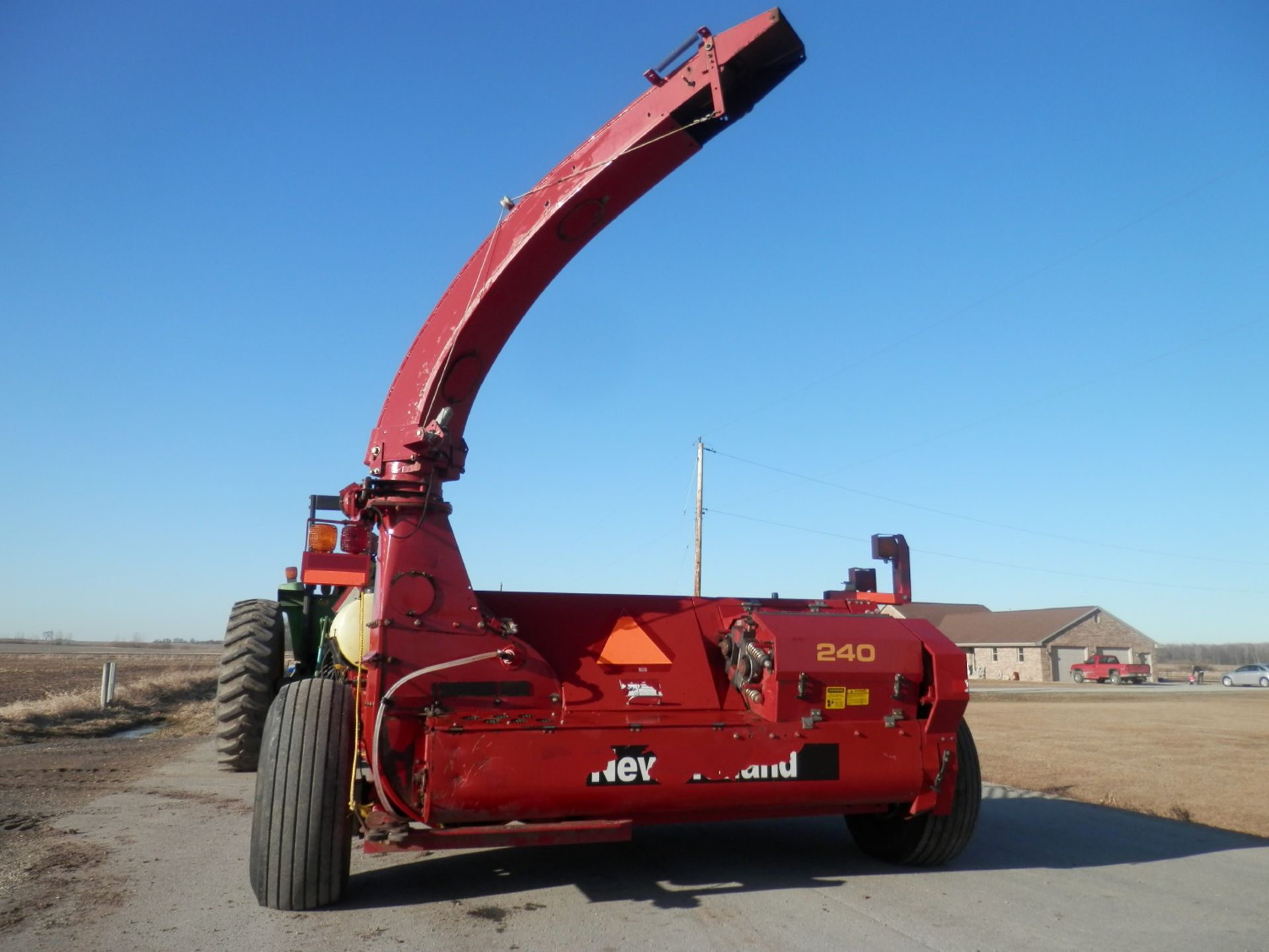 NEW HOLLAND FP240 FORAGE HARVESTOR - Image 4 of 10