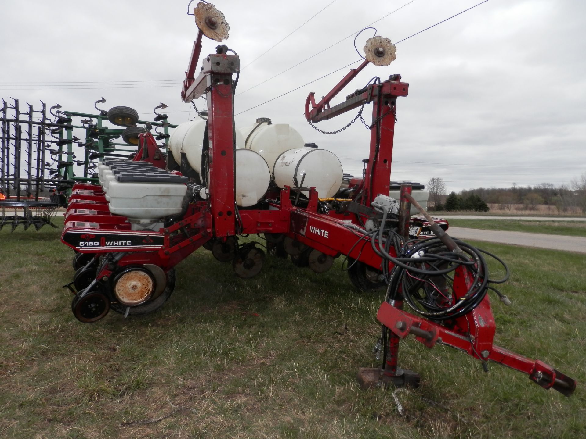 AGCO WHITE 6180 CORN FORAGE SOYBEAN 12R PLANTER - Image 2 of 9