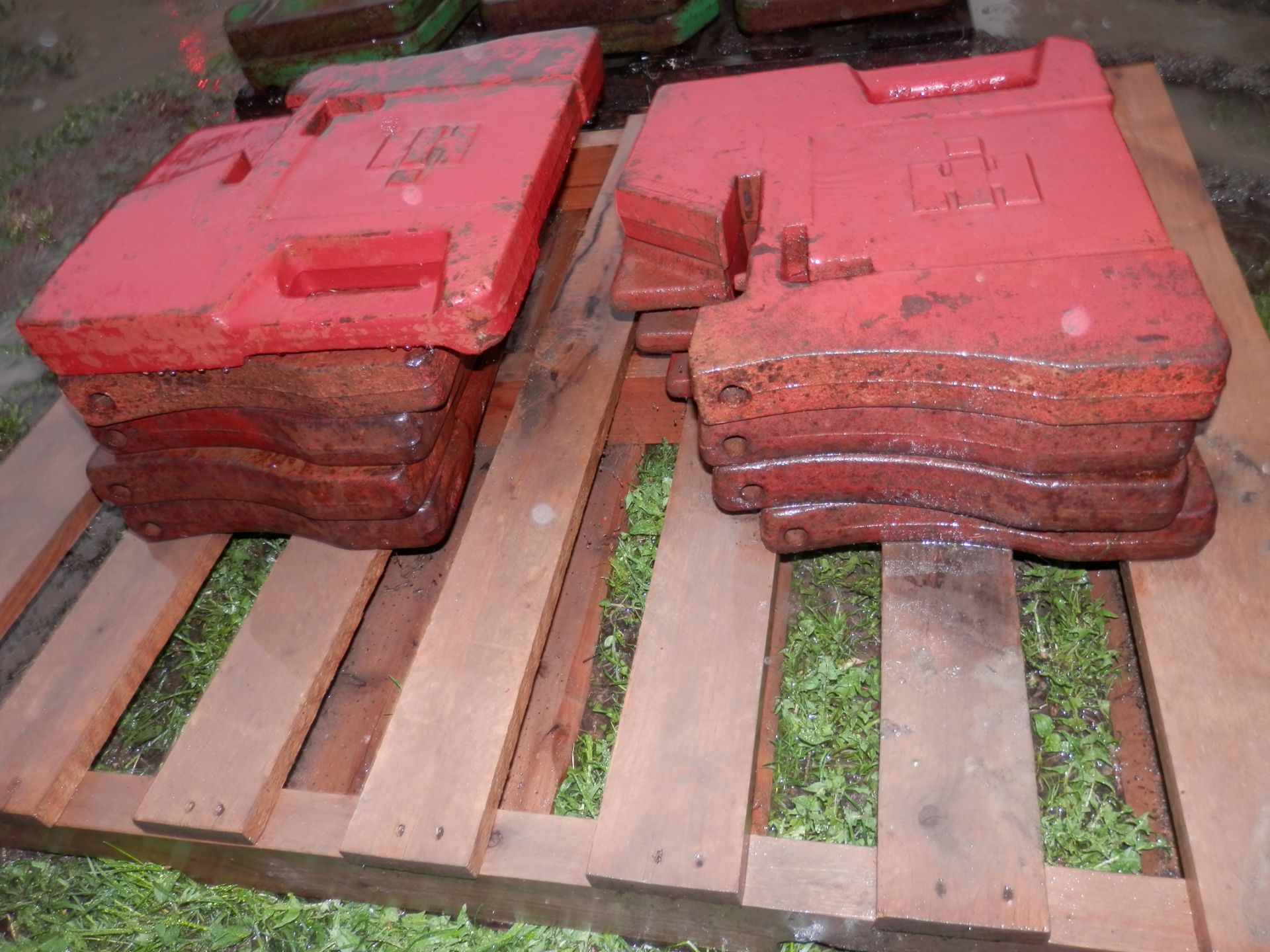 IH SUITCASE WEIGHTS, (9 Available, selling choice x $) - Image 2 of 2