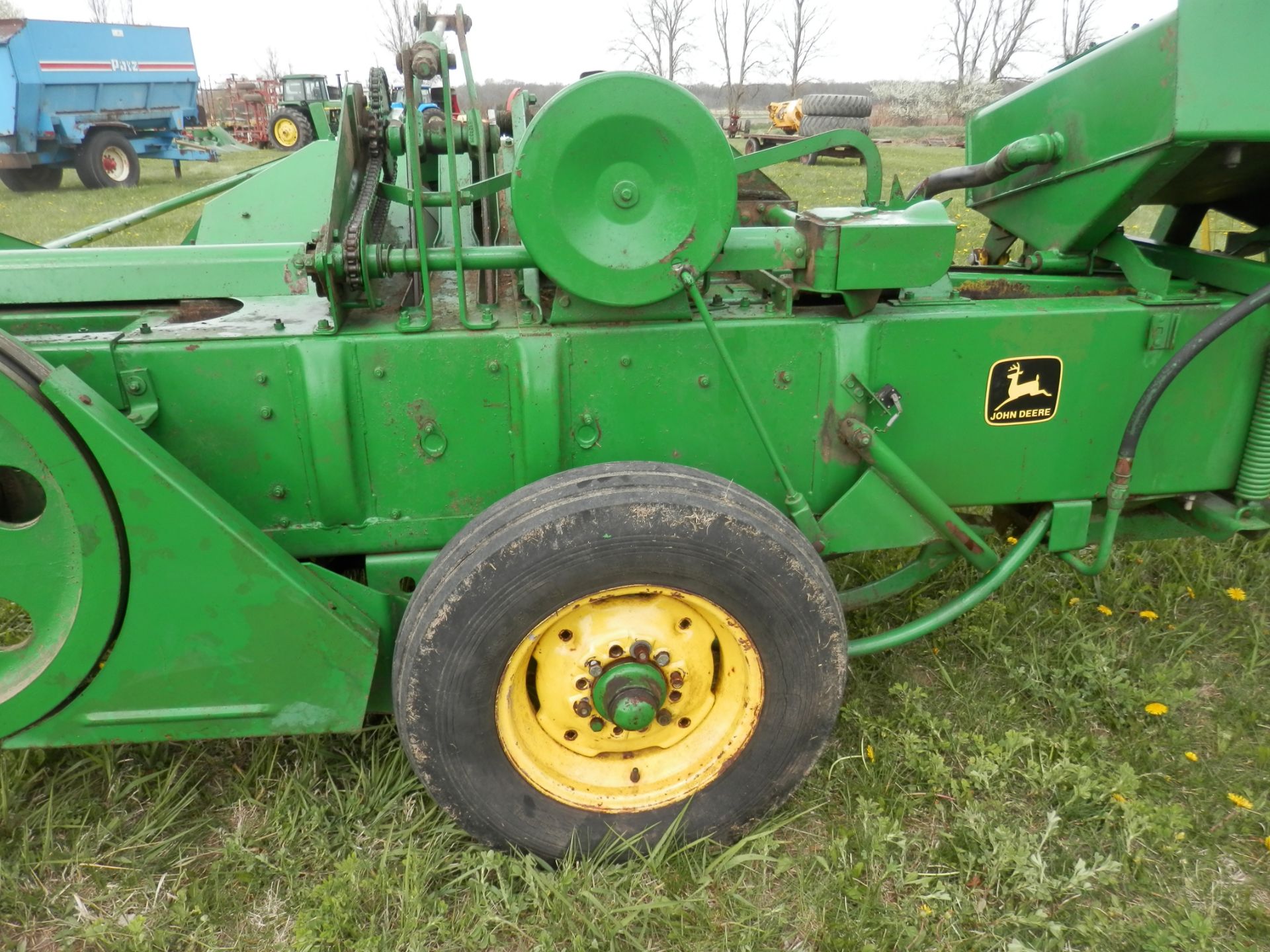 JOHN DEERE 24T SMALL SQUARE BALER - Image 11 of 11