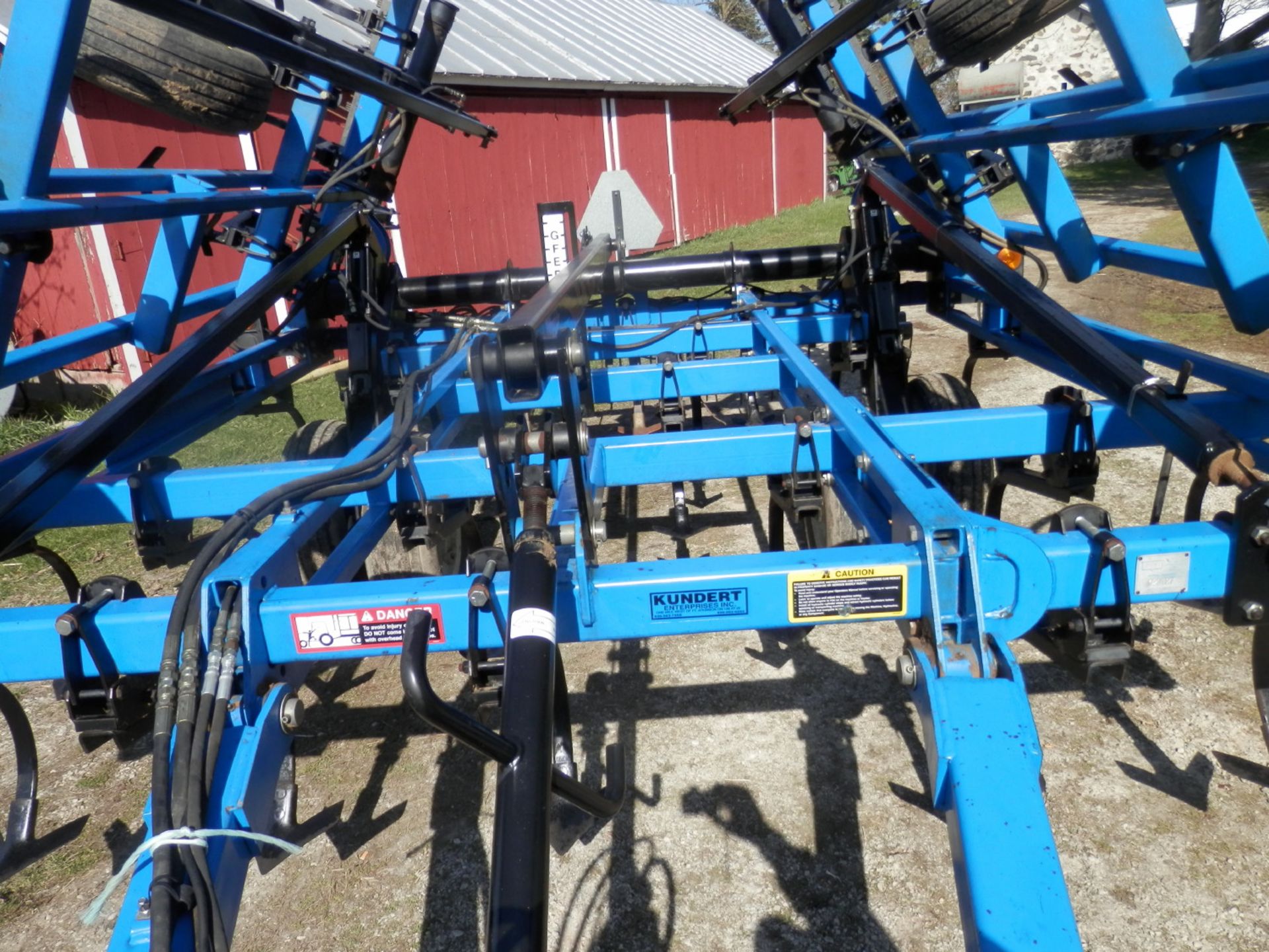 DMI TIGERMATE II 22' FIELD CULTIVATOR - Image 5 of 13