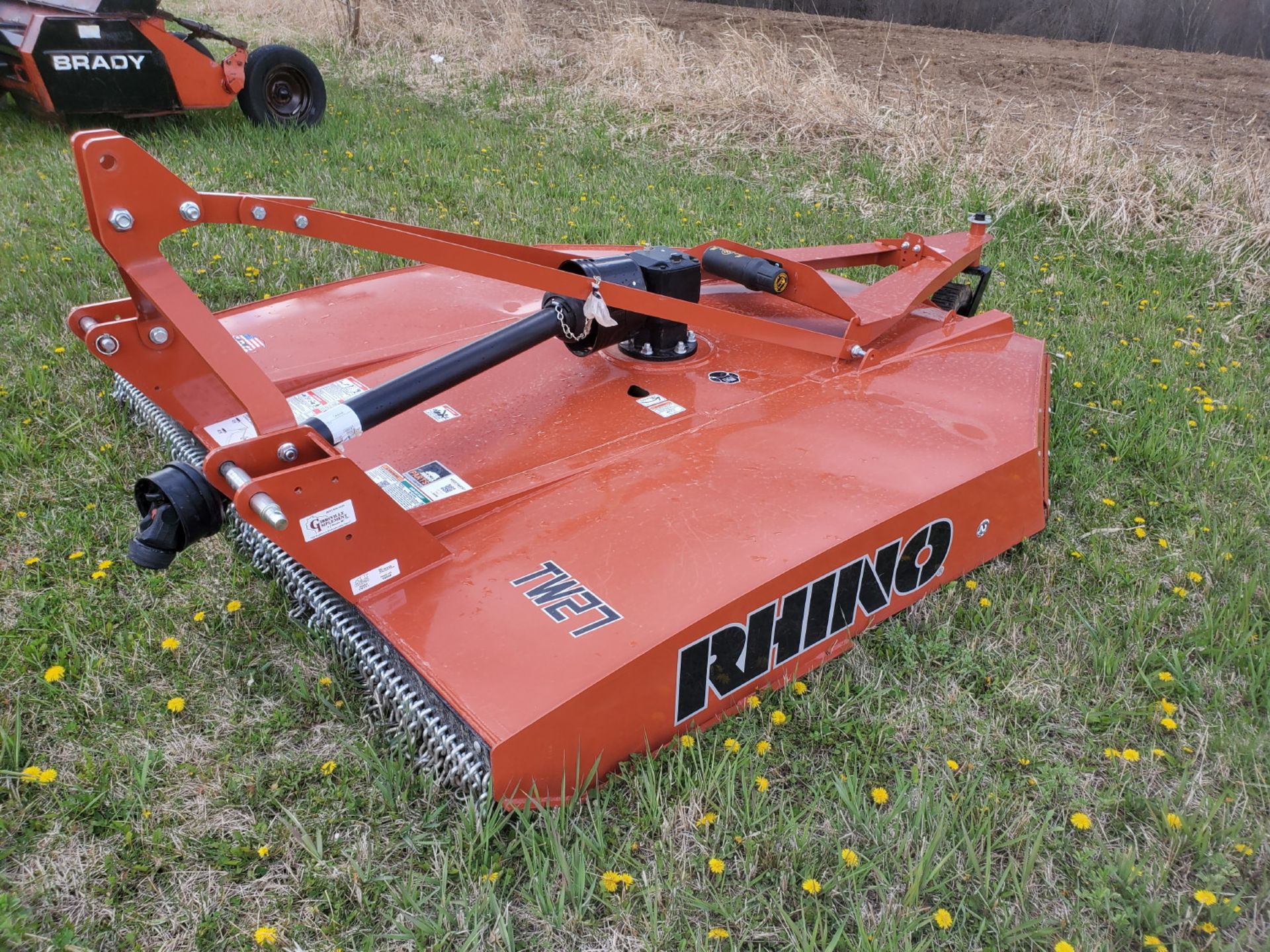 RHINO TW27 3 PT 7-FT. ROTARY MOWER--LIKE NEW!