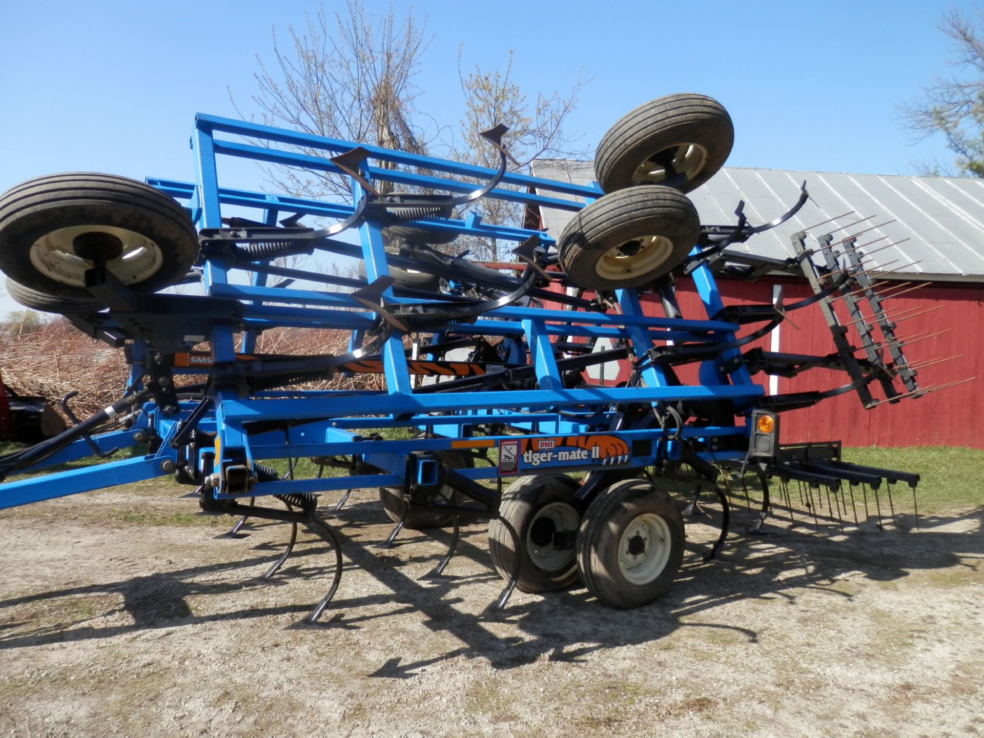 DMI TIGERMATE II 22' FIELD CULTIVATOR - Image 3 of 13