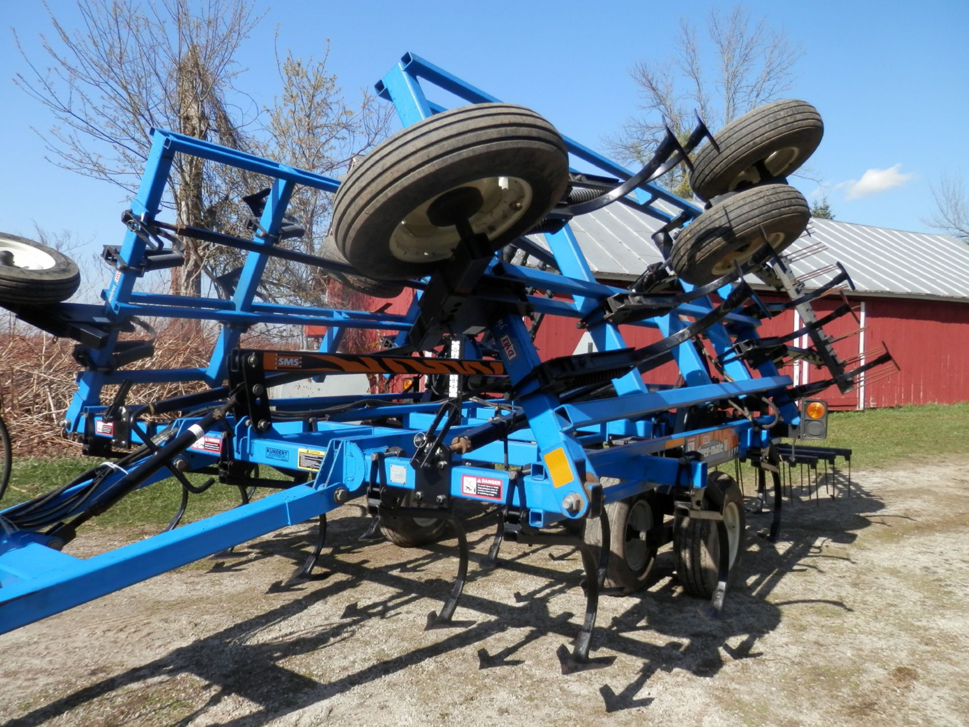 DMI TIGERMATE II 22' FIELD CULTIVATOR - Image 4 of 13