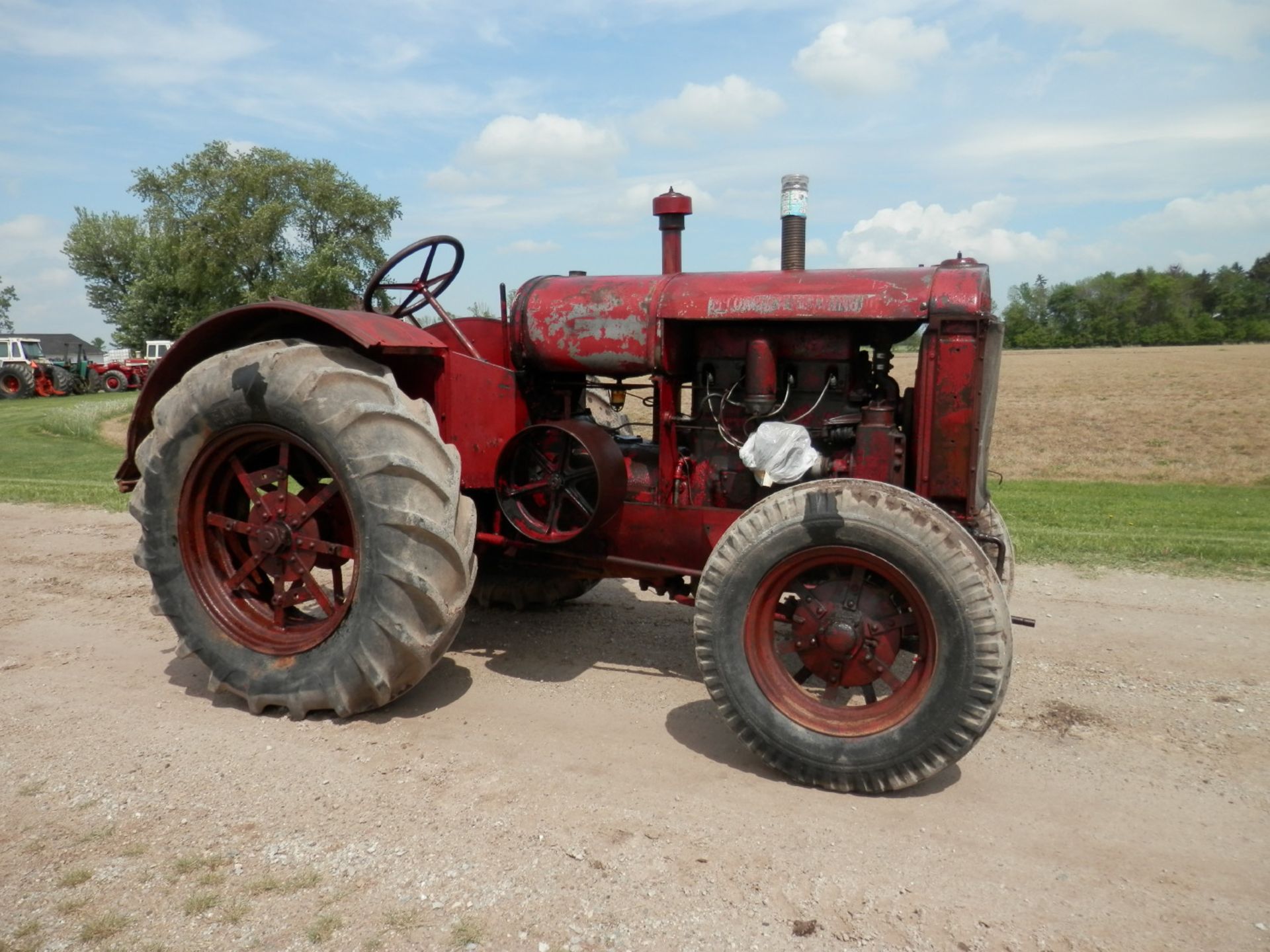 MC CORMICK DEERING W30 TRACTOR - Image 5 of 12