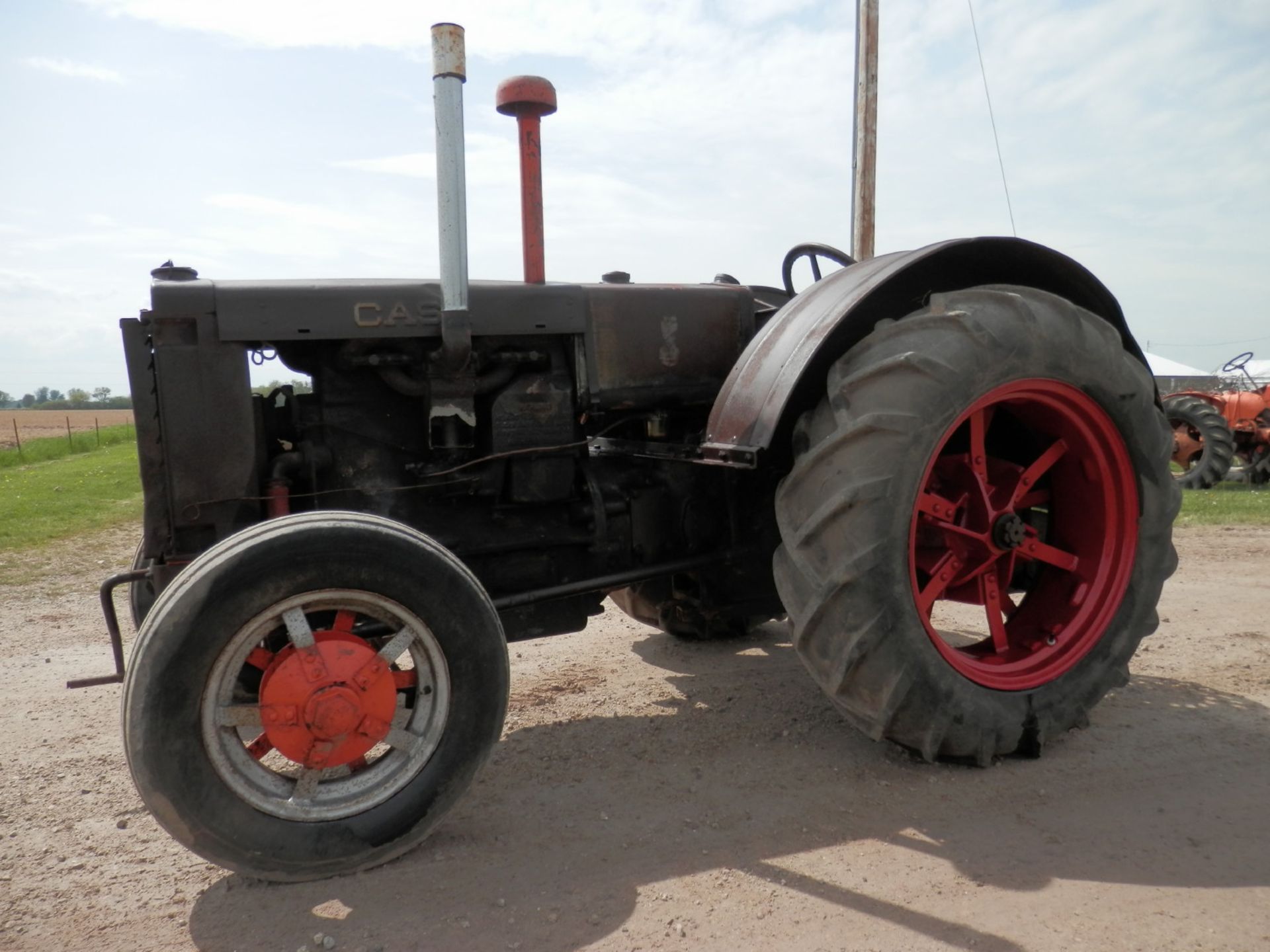 JI CASE "C" TRACTOR - Image 5 of 10