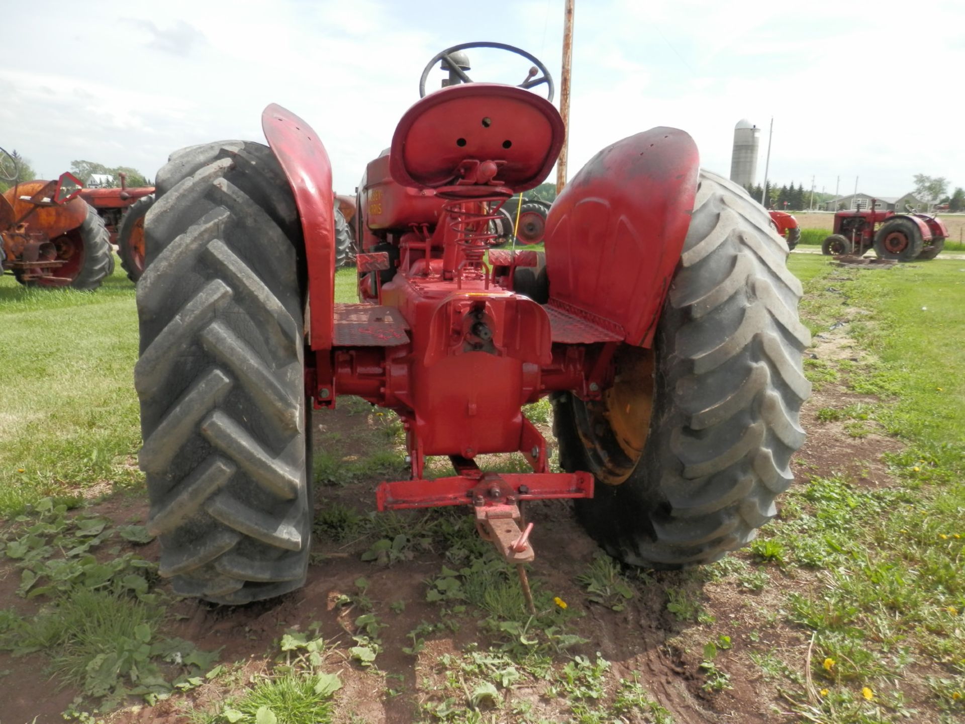 MASSEY HARRIS 44-GS TRACTOR - Image 4 of 6