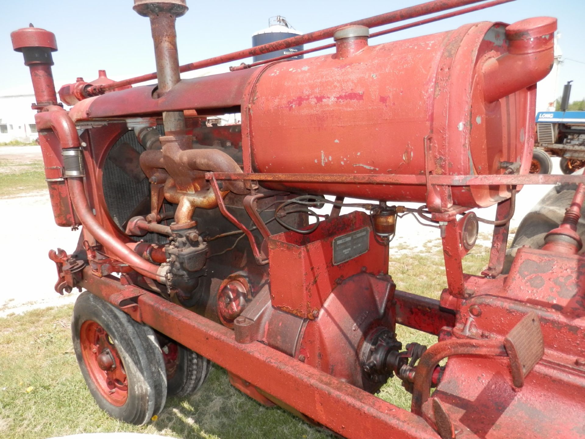 INTERNATIONAL HARVESTER F-20 TRACTOR - Image 10 of 10