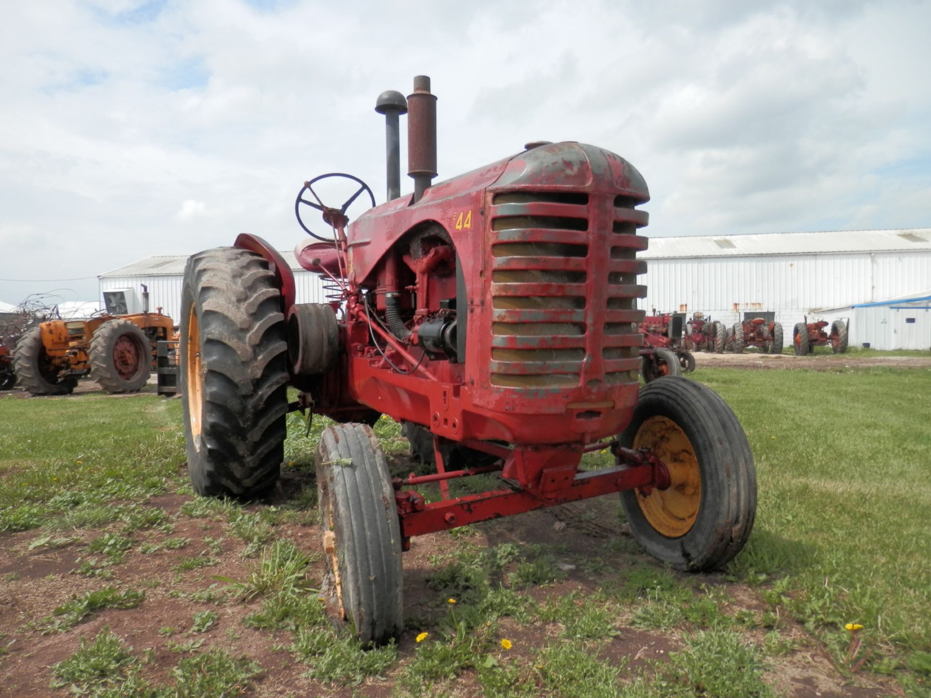 MASSEY HARRIS 44-GS TRACTOR - Image 2 of 6