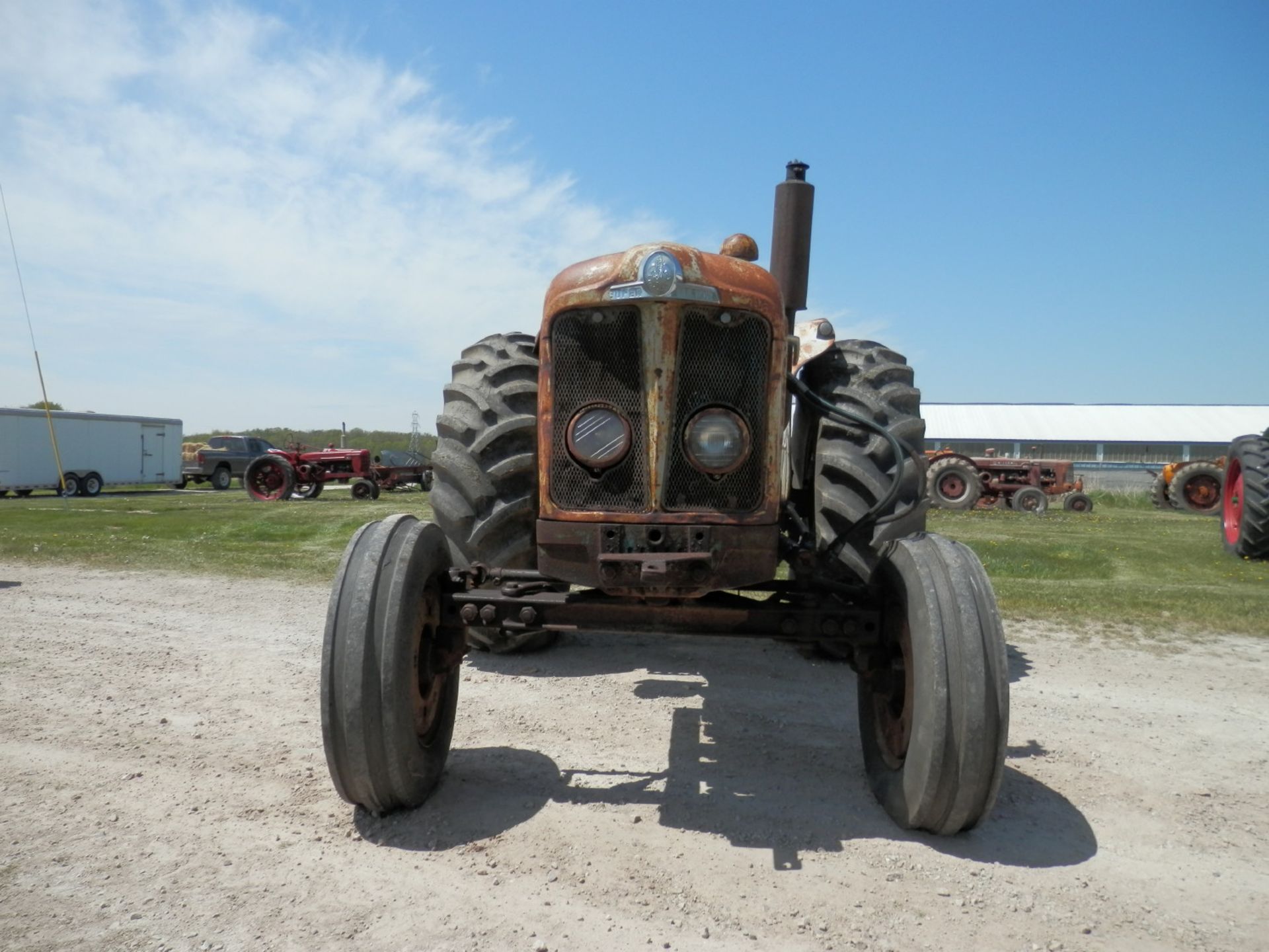 FORD 5000 SUPER MAJOR DIESEL TRACTOR - Image 2 of 8