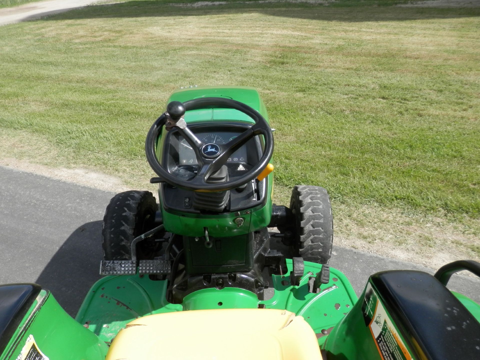 JOHN DEERE 4200 HST DSL. COMPACT TRACTOR - Image 6 of 8