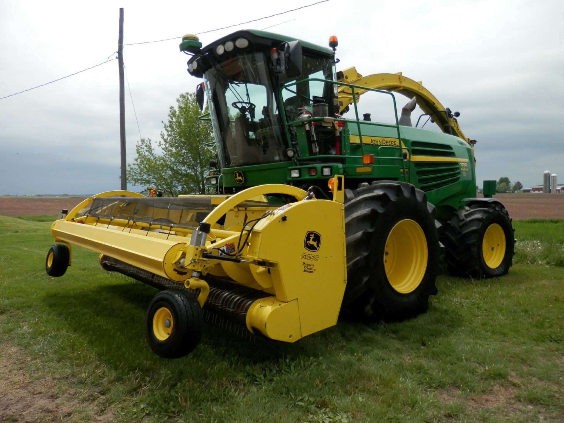 JOHN DEERE 7780 PRO DRIVE SP FORAGE HARVESTER w/JD 645C HAYHEAD